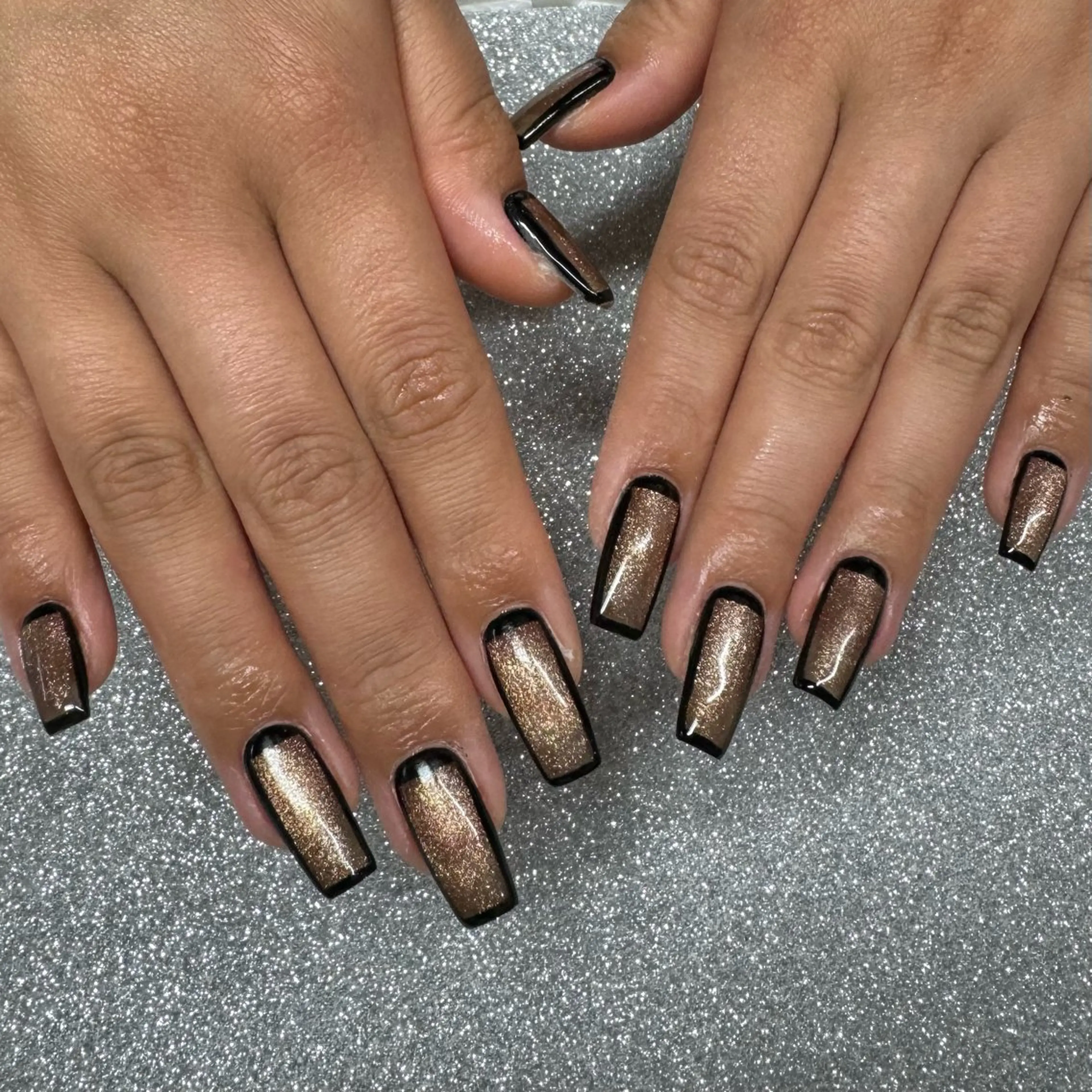 ネイル ハンドネイル VIERU 🌈🎀💖のネイルデザイン