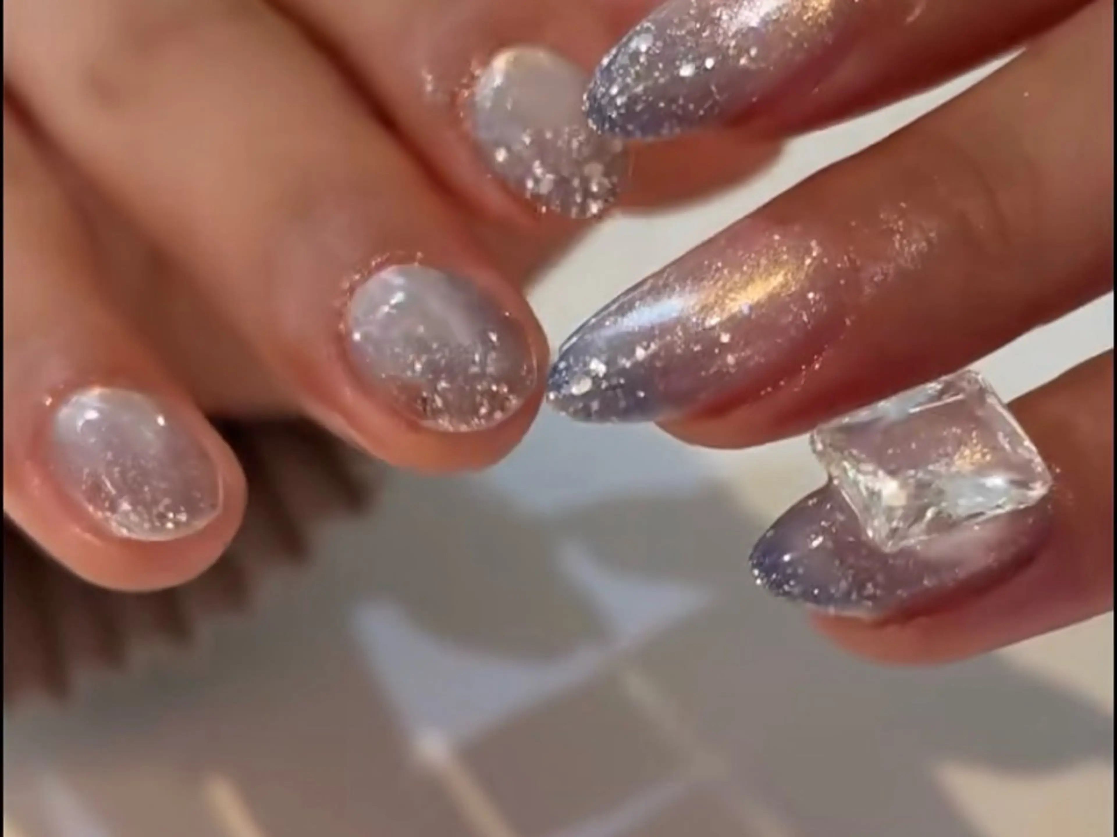 ミディアム めぐみのネイルサロン スタッフ練習のネイルデザイン