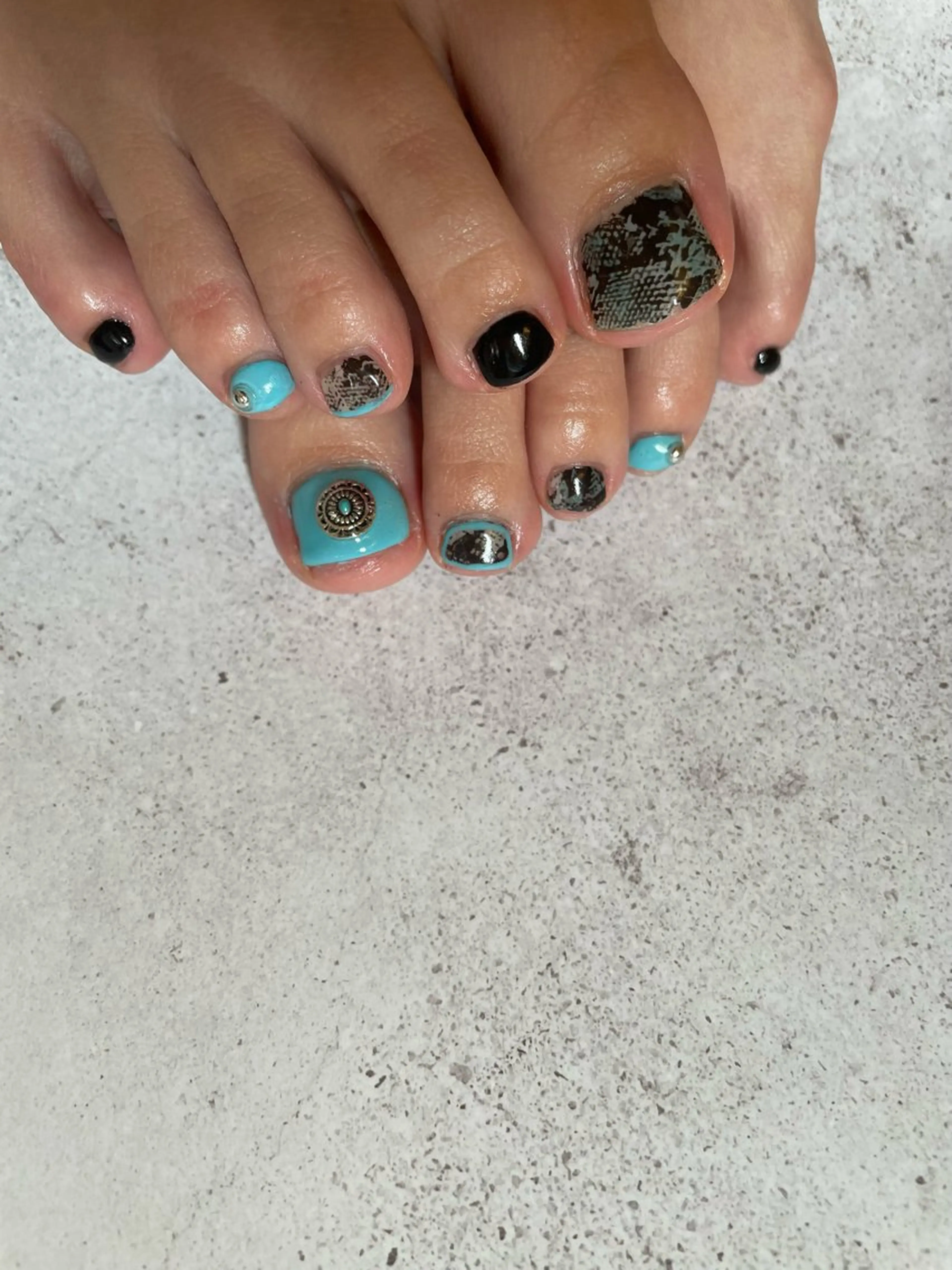 ネイル アートネイル フットネイル ulu🌼 nanaのネイルデザイン