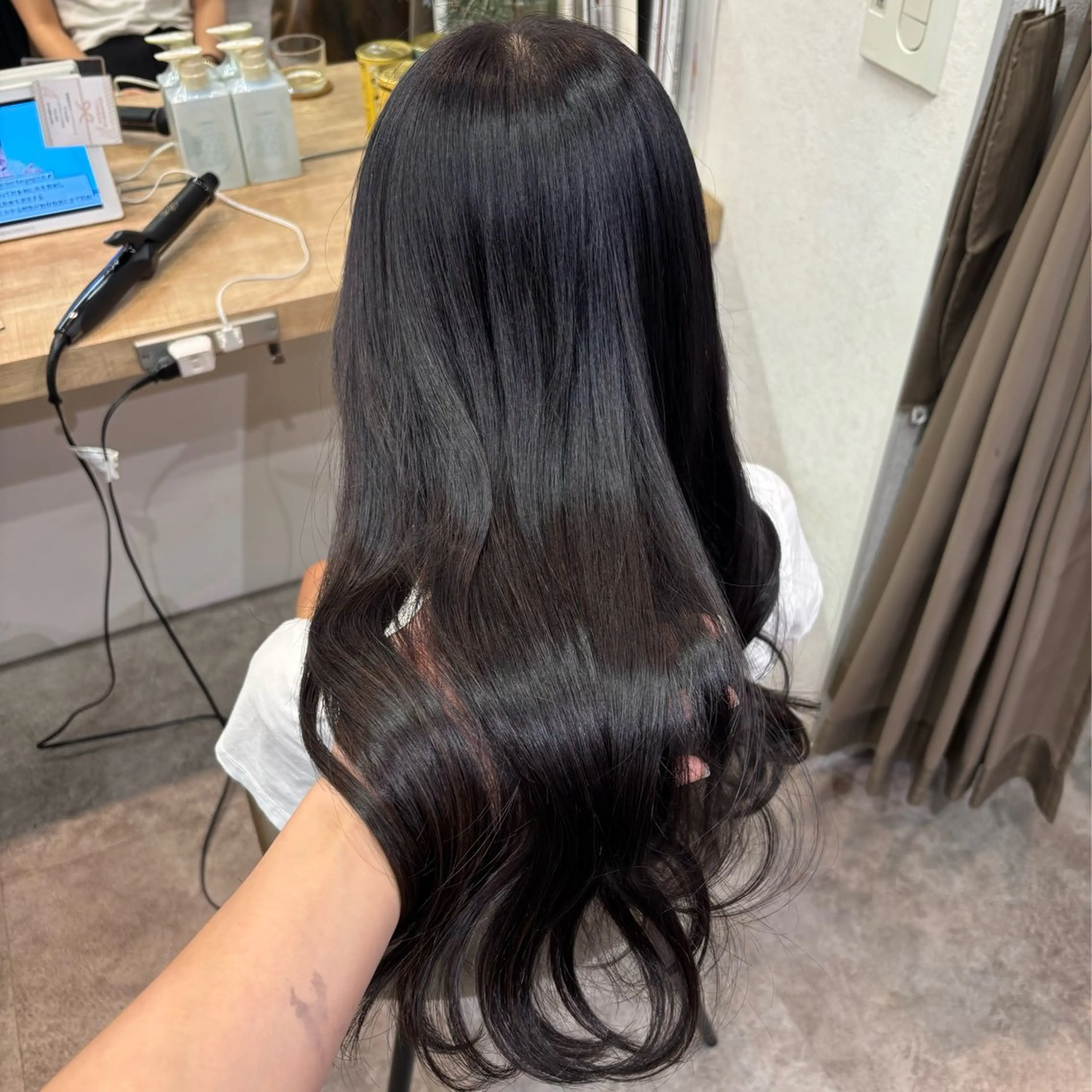 ロング カラー 透明感カラー 艶カラー🪡髪質改善 アレンジ🎀airiのヘアスタイル