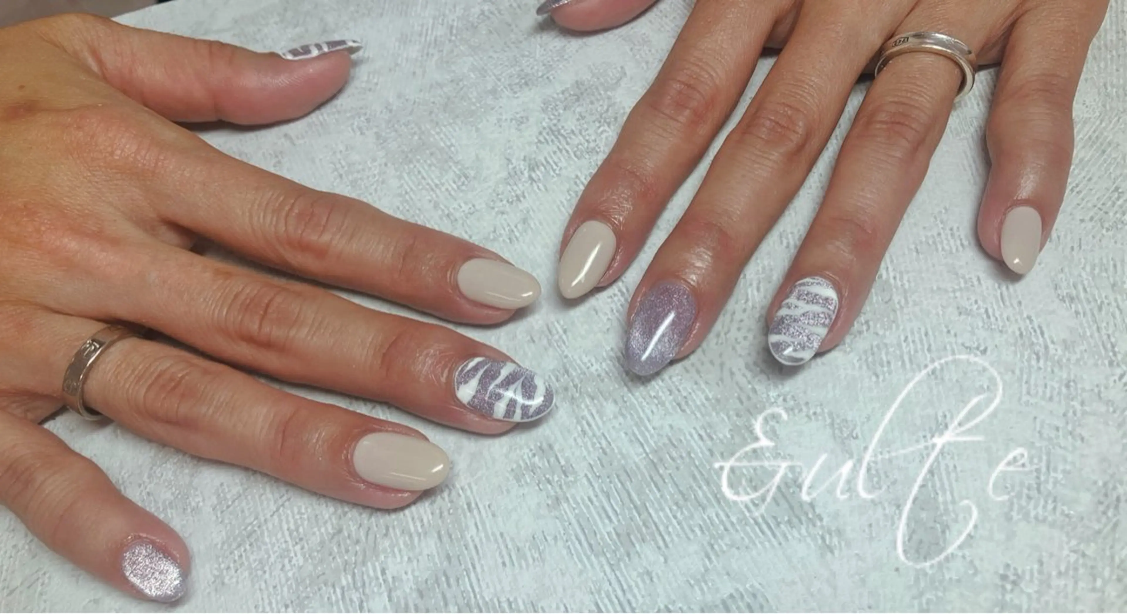 ネイル ハンドネイル andulte MAIのネイルデザイン