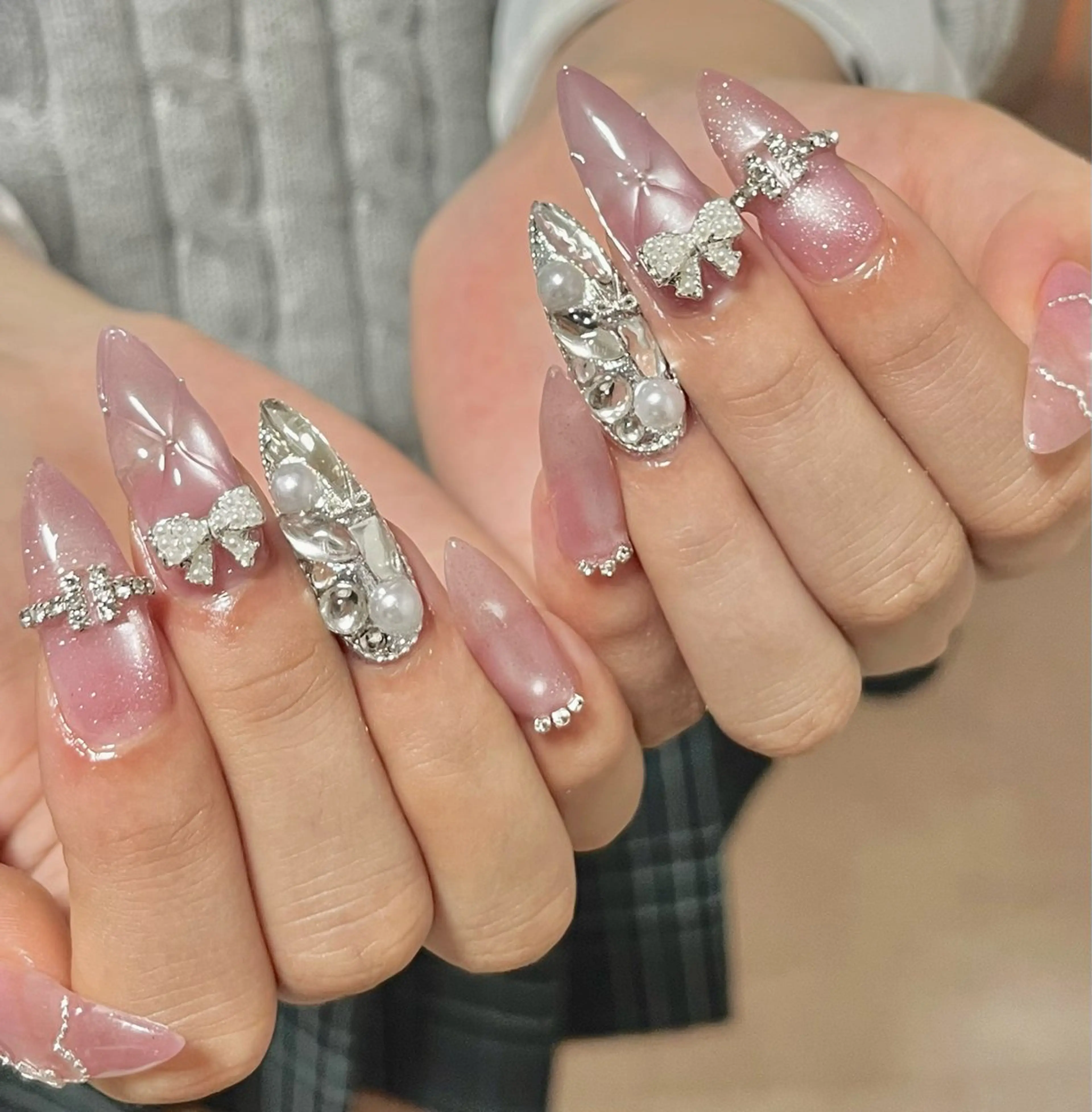 ネイル cie/42° NIJINAのネイルデザイン