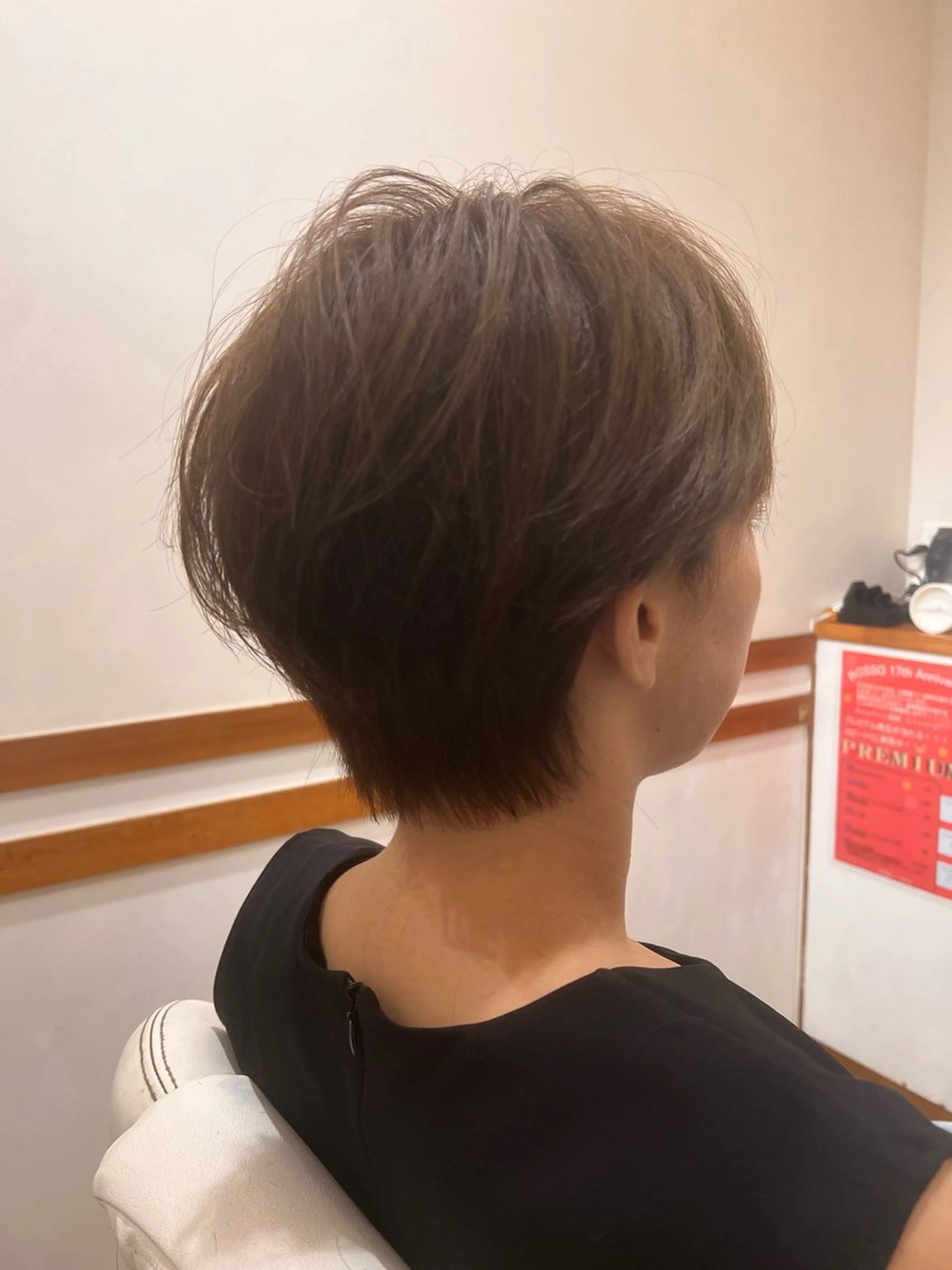 ショート カラー カット ヘアカラー アザマ　ヤスカツ _rosso 川口のヘアスタイル