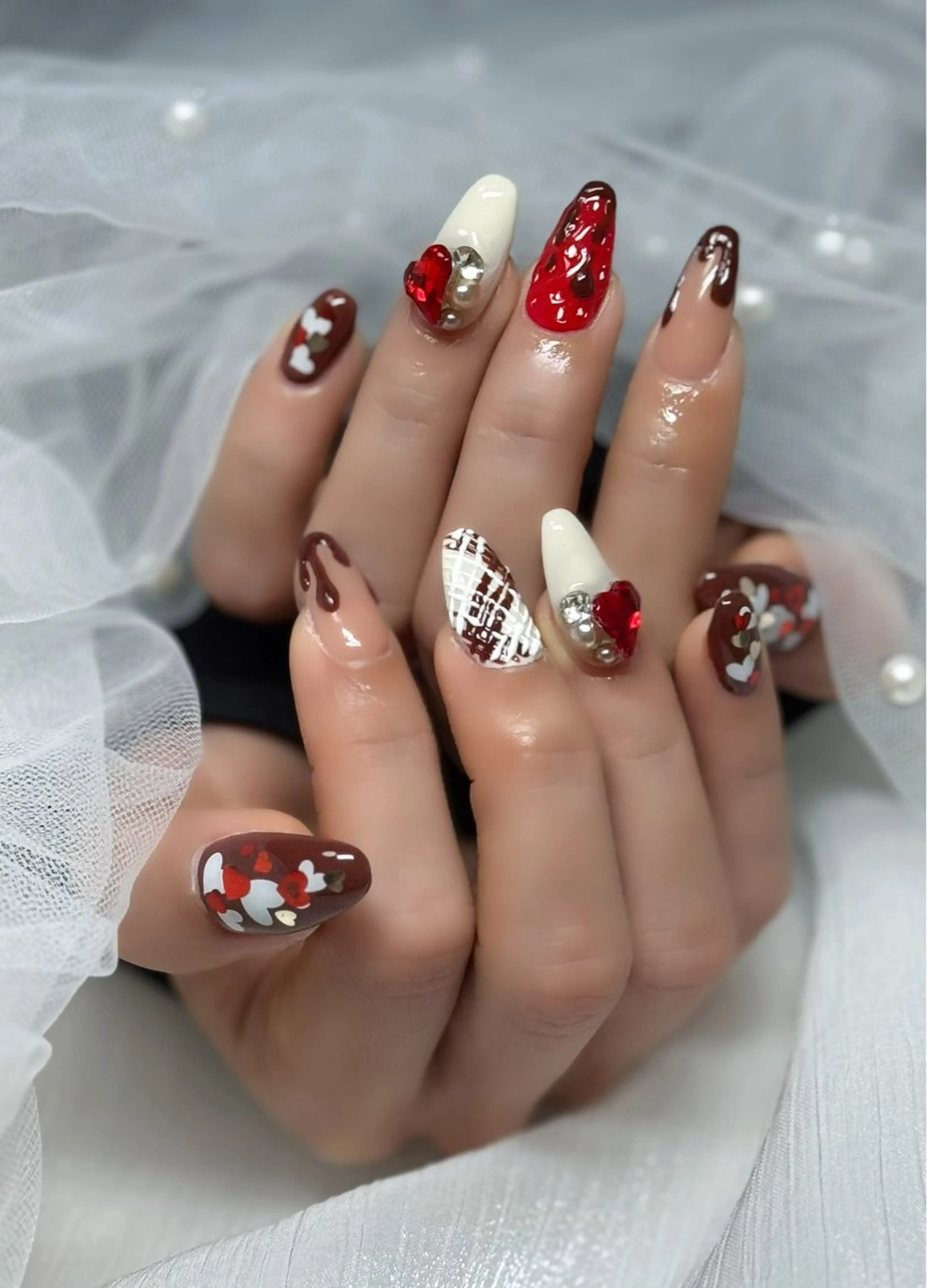 ネイル 高島 夏海のネイルデザイン