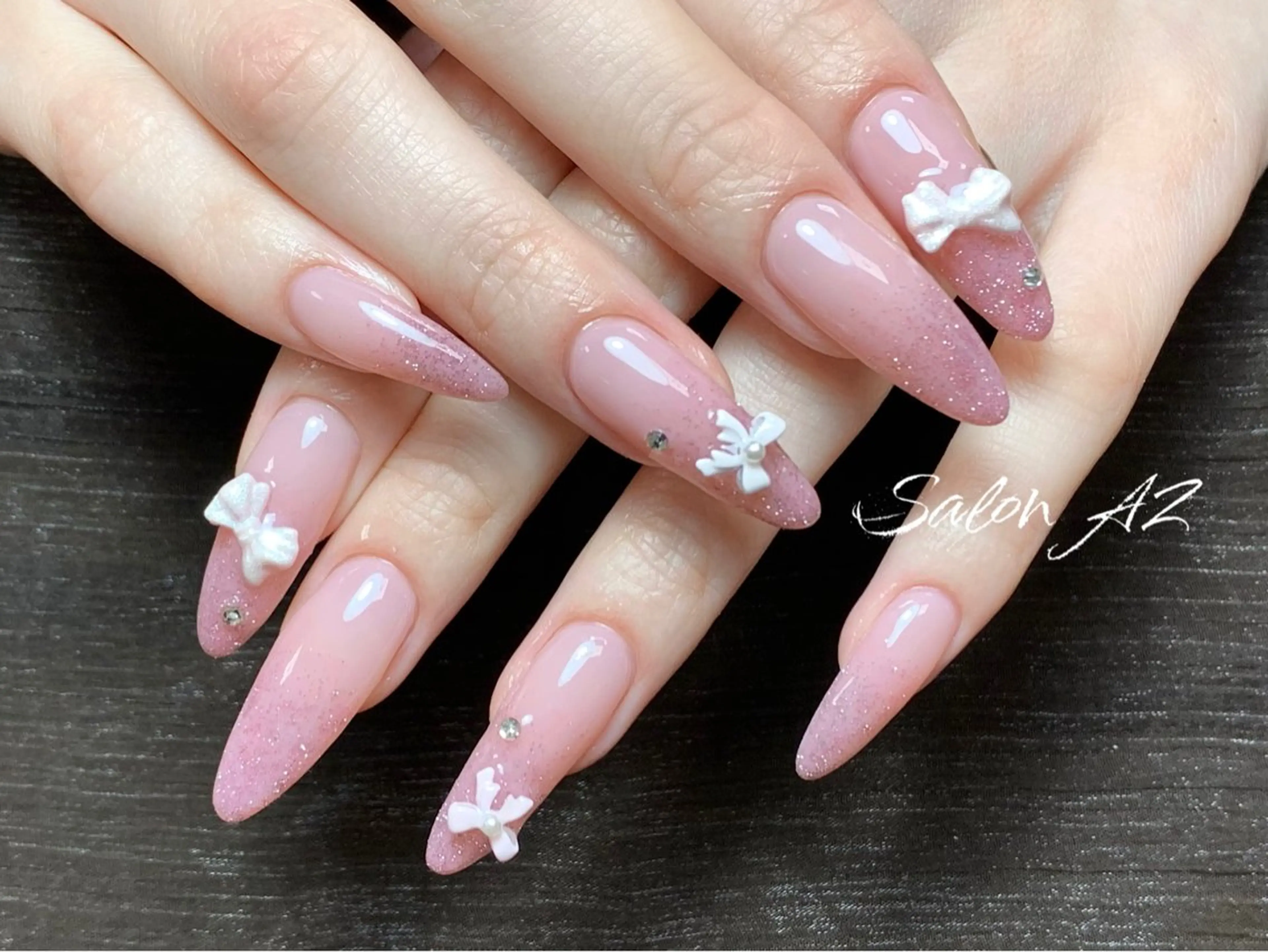 ネイル アートネイル フットネイル フレンチネイル マグネットネイル 持ち込み ハンドネイル salon AZのネイルデザイン