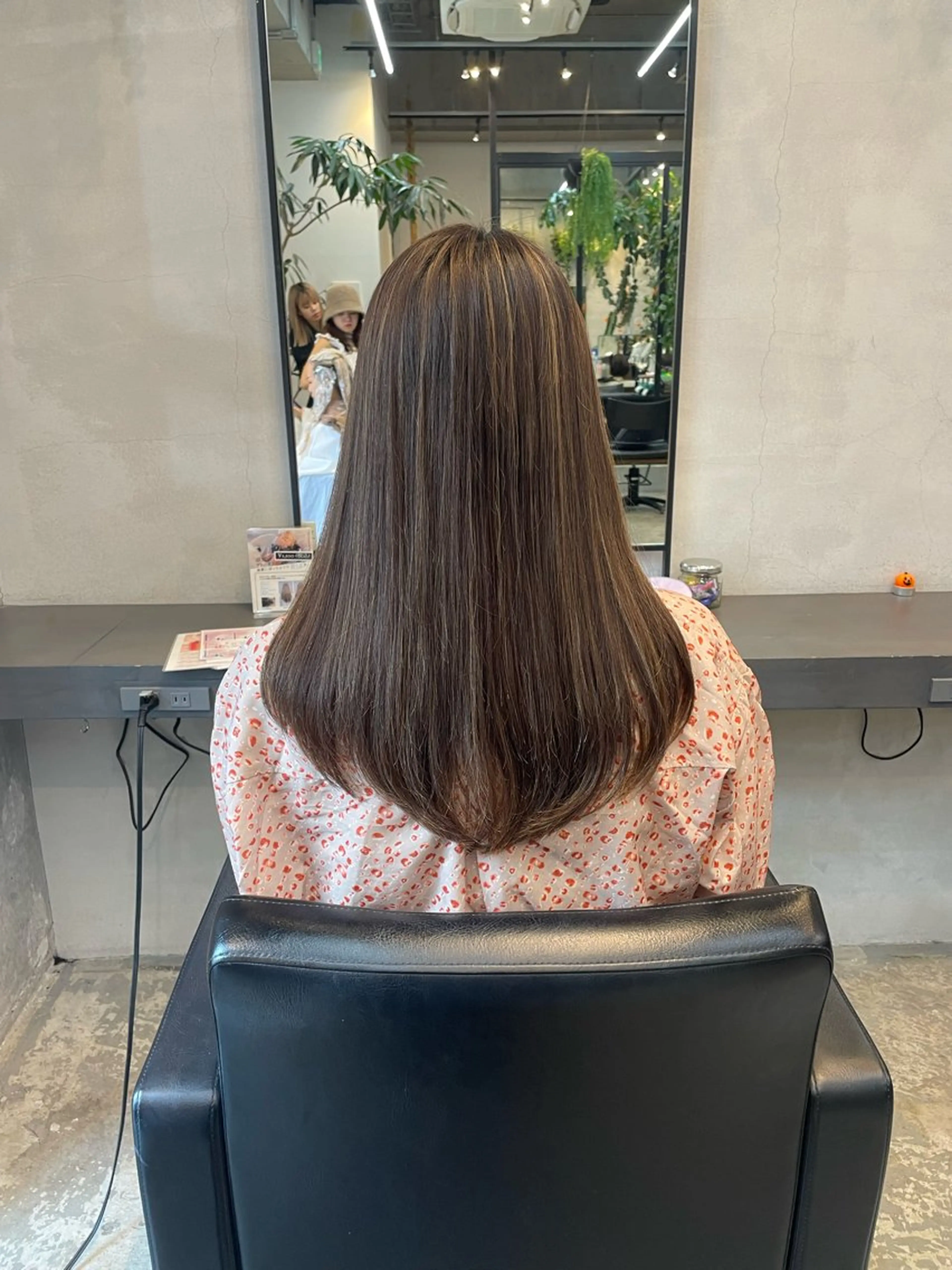 ロング レイヤーカット 🌱 ブリーチ  はるかのヘアスタイル