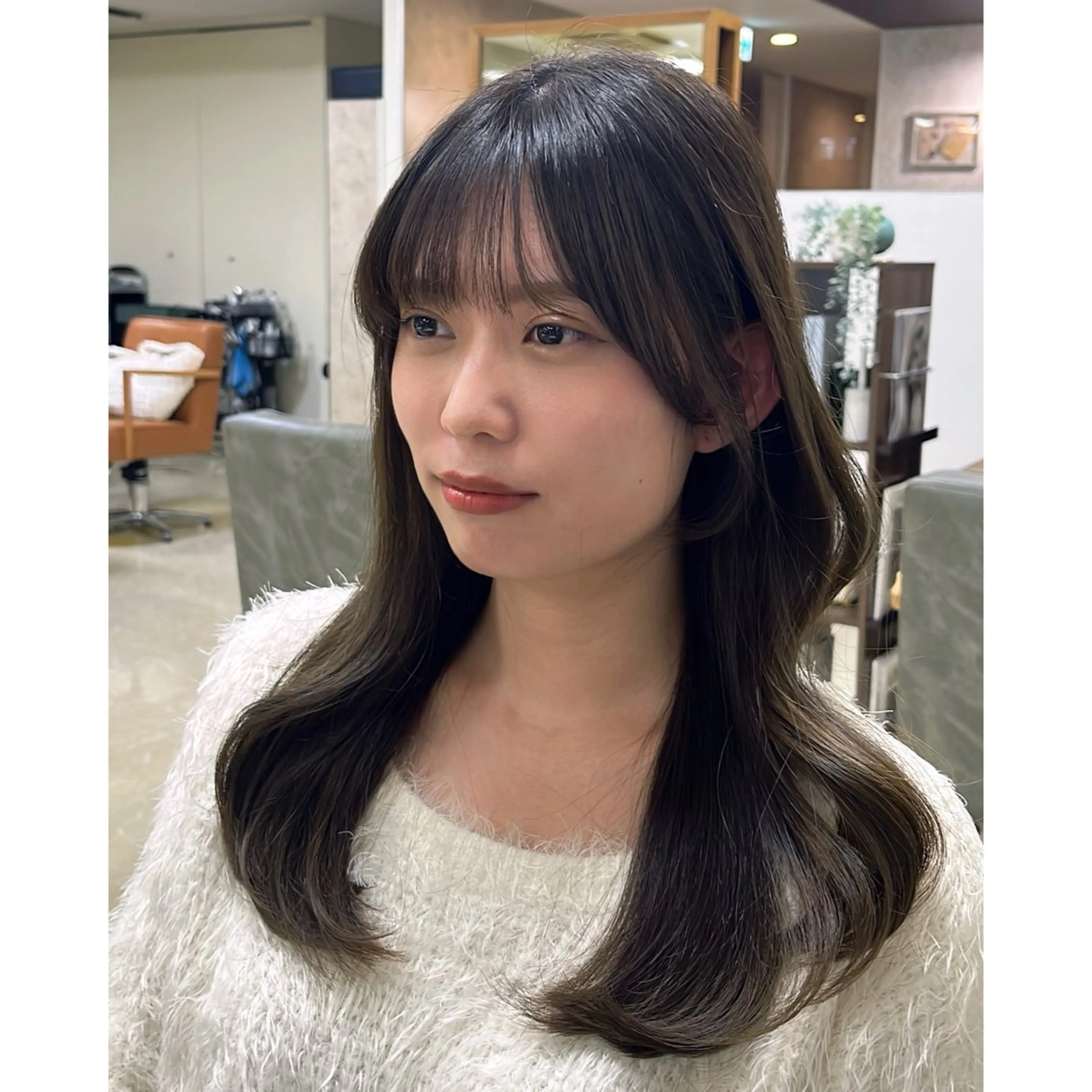 前髪顔まわりcut➕前髪顔まわり縮毛矯正🩵の写真