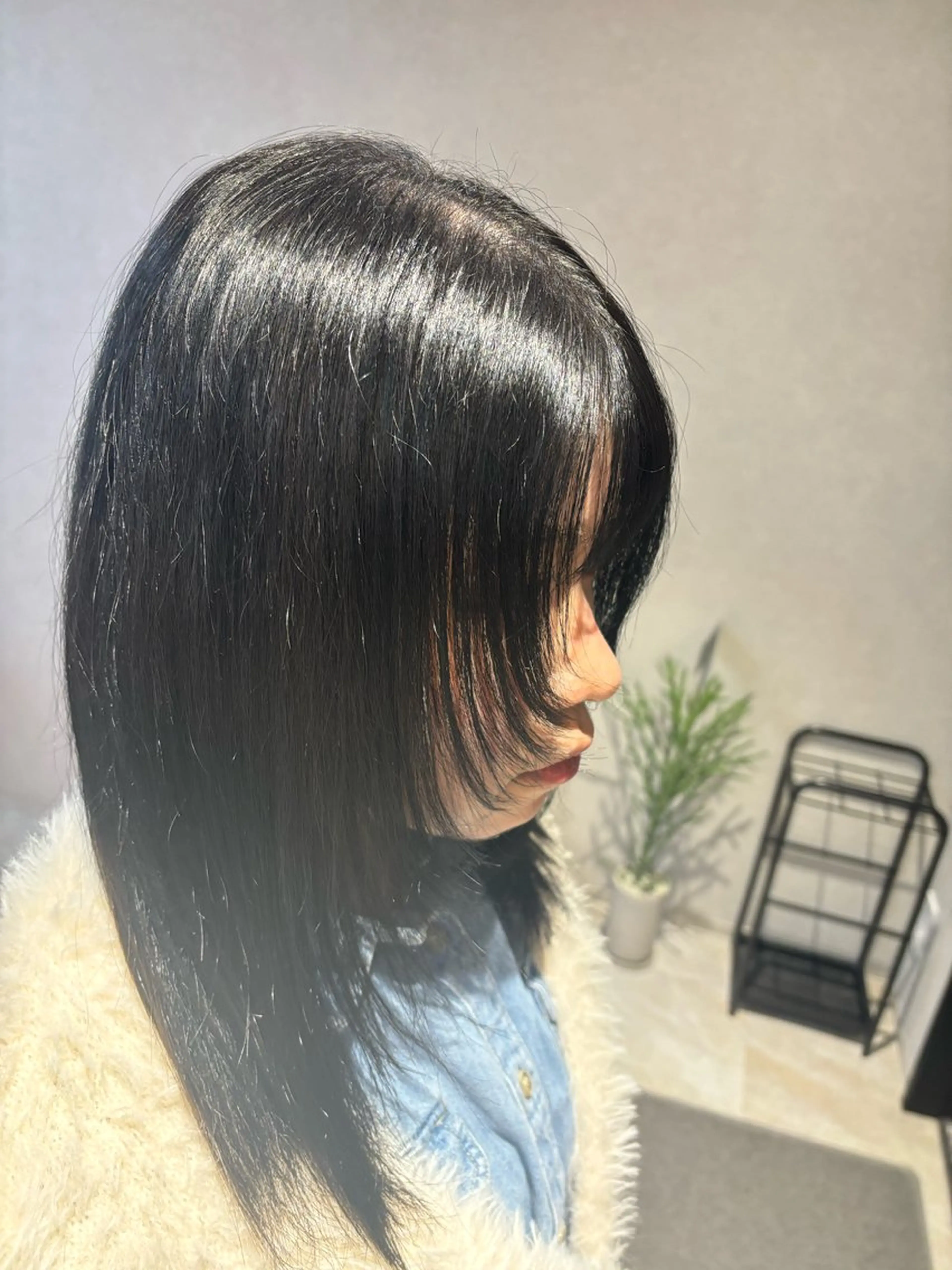 ミディアム カラー .sayo/ 心斎橋のヘアスタイル