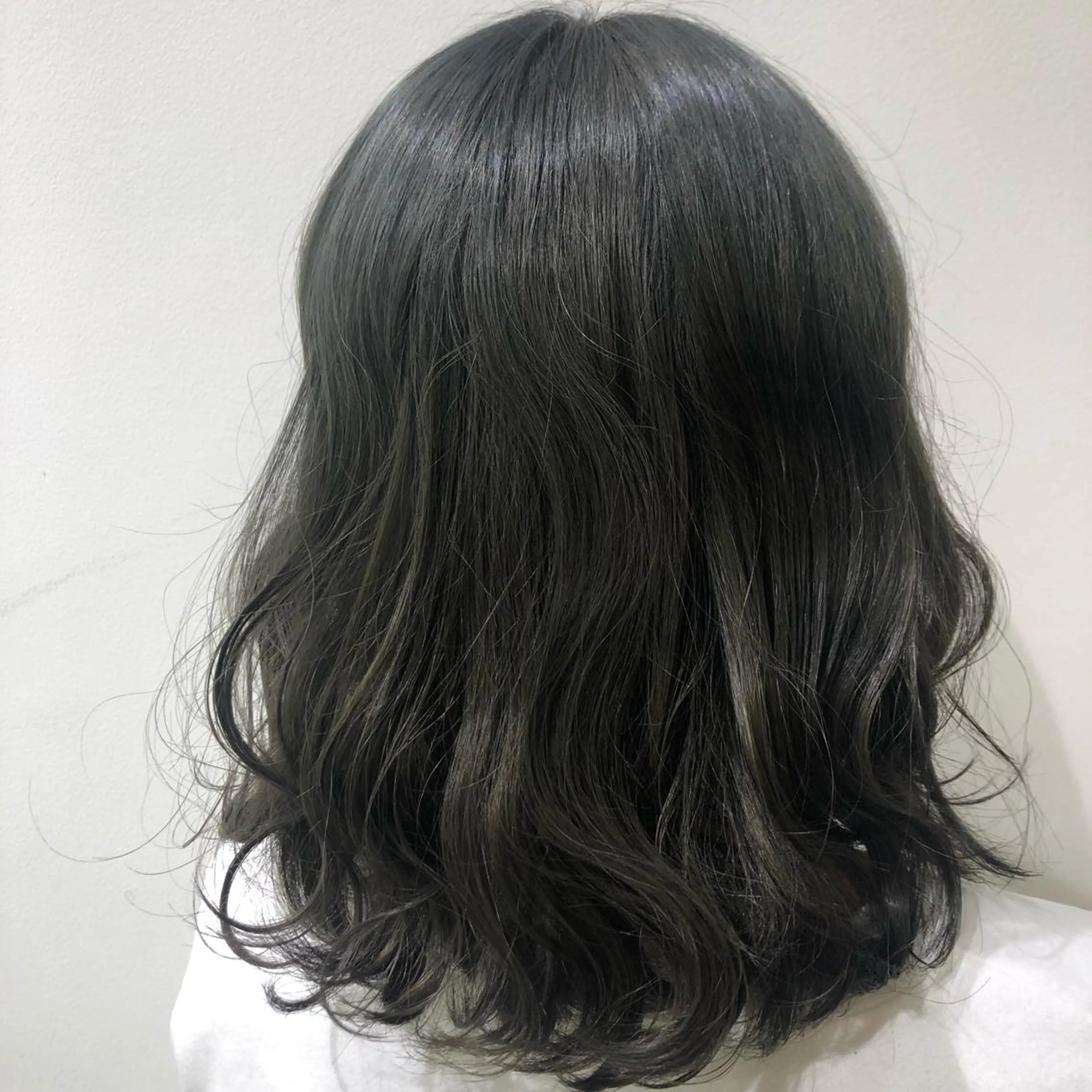 セミロング アッシュ 透明感カラー🩵 mioのヘアスタイル