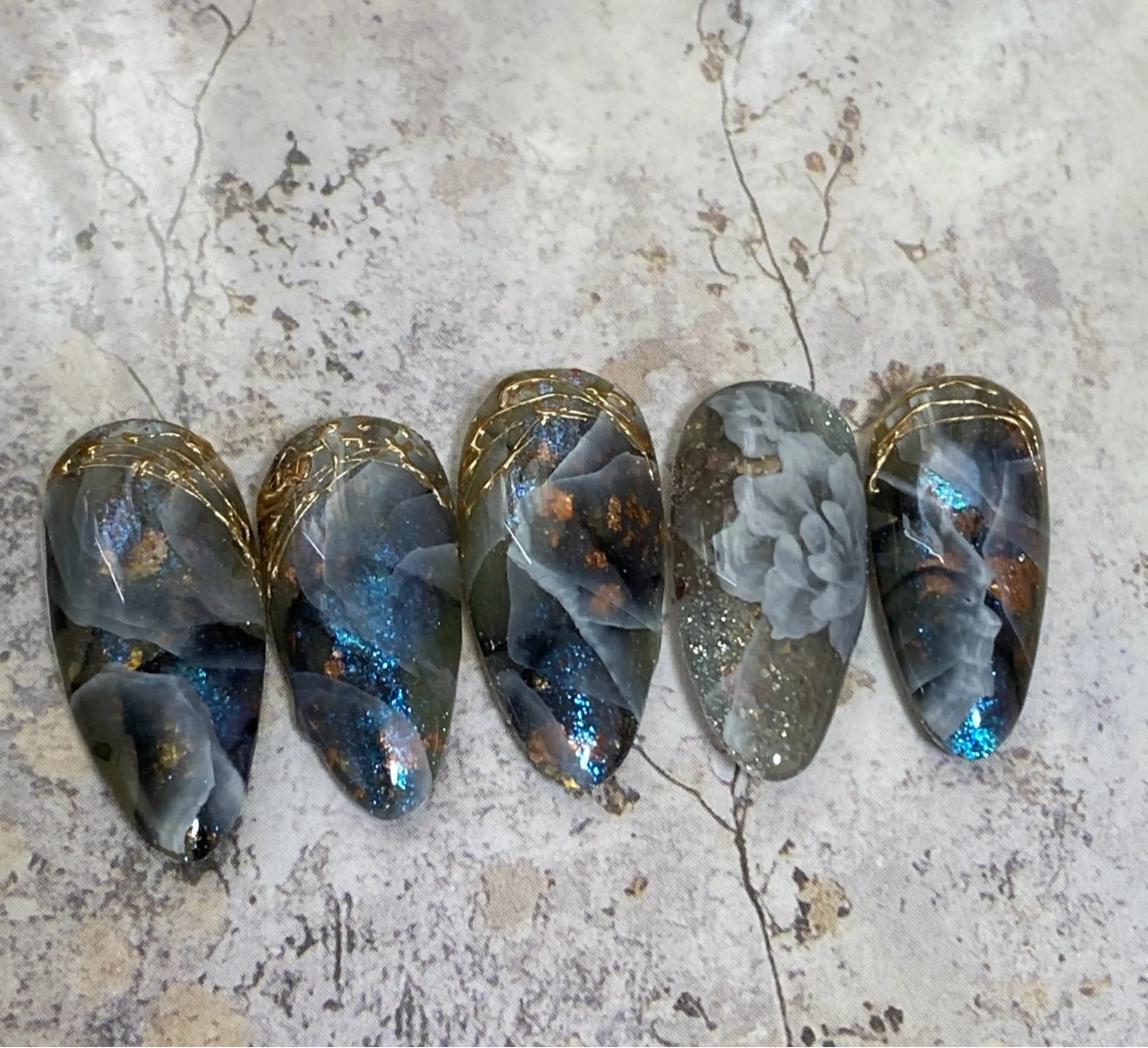 ネイル アートネイル フラワーネイル 自宅ネイルサロン ♦️nuance♦️のネイルデザイン