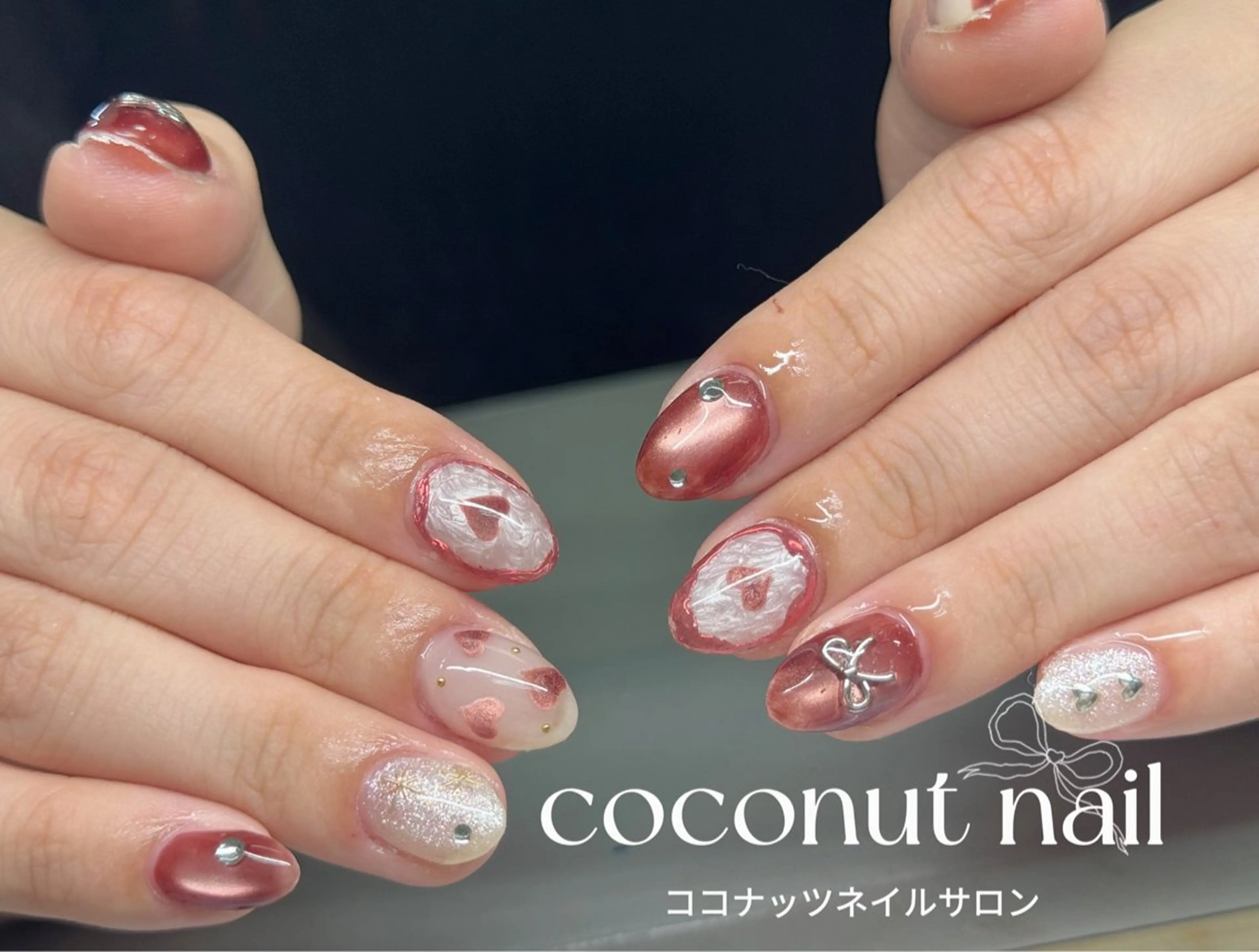 ネイル べっ甲ネイル フレンチネイル キラキラネイル マグネットネイル 大理石ネイル(マーブル) ハンドネイル 神田 ココナッツのネイルデザイン