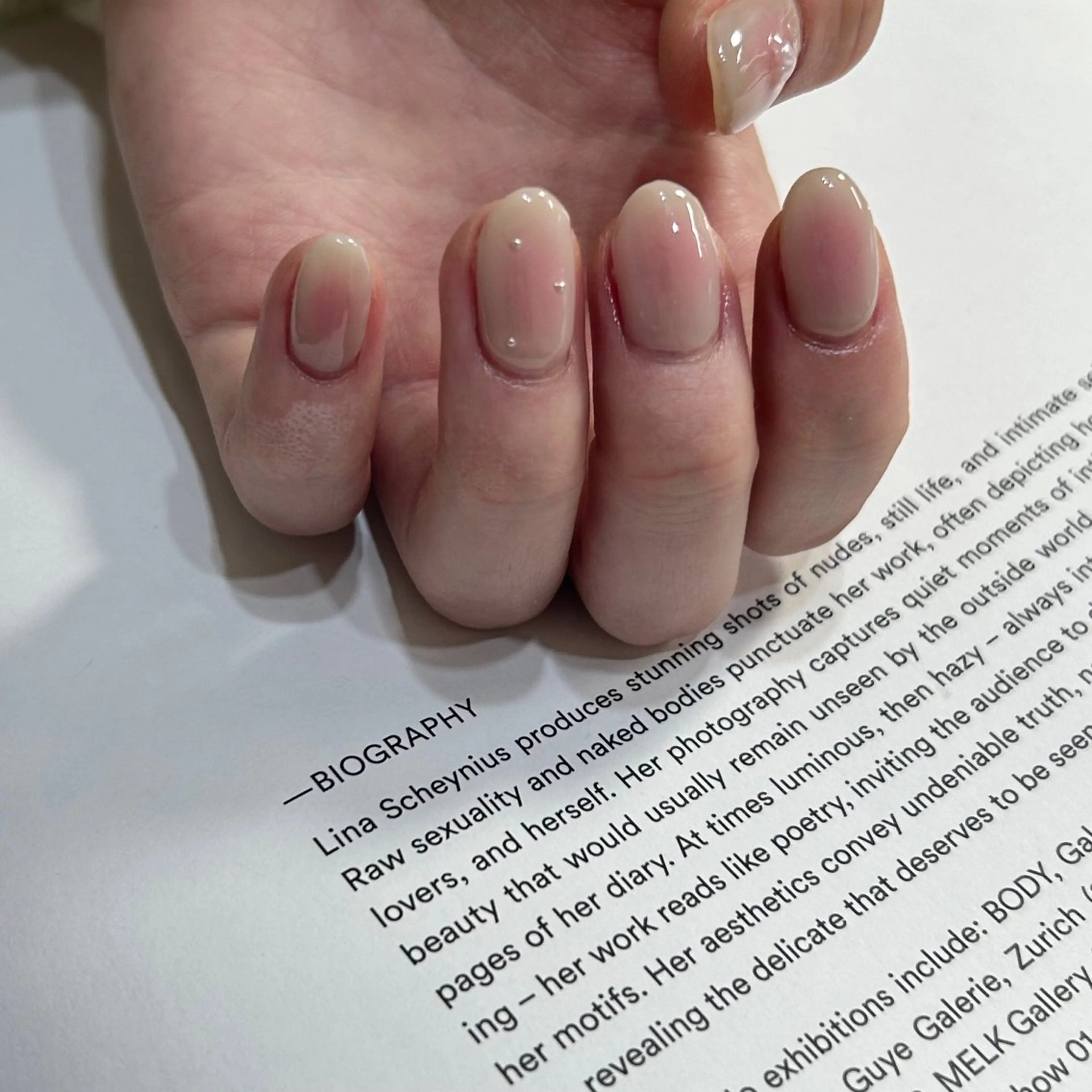 ネイル ブルー フットネイル ジェルネイル キラキラネイル 韓国ネイル RooM -mizuki-のネイルデザイン