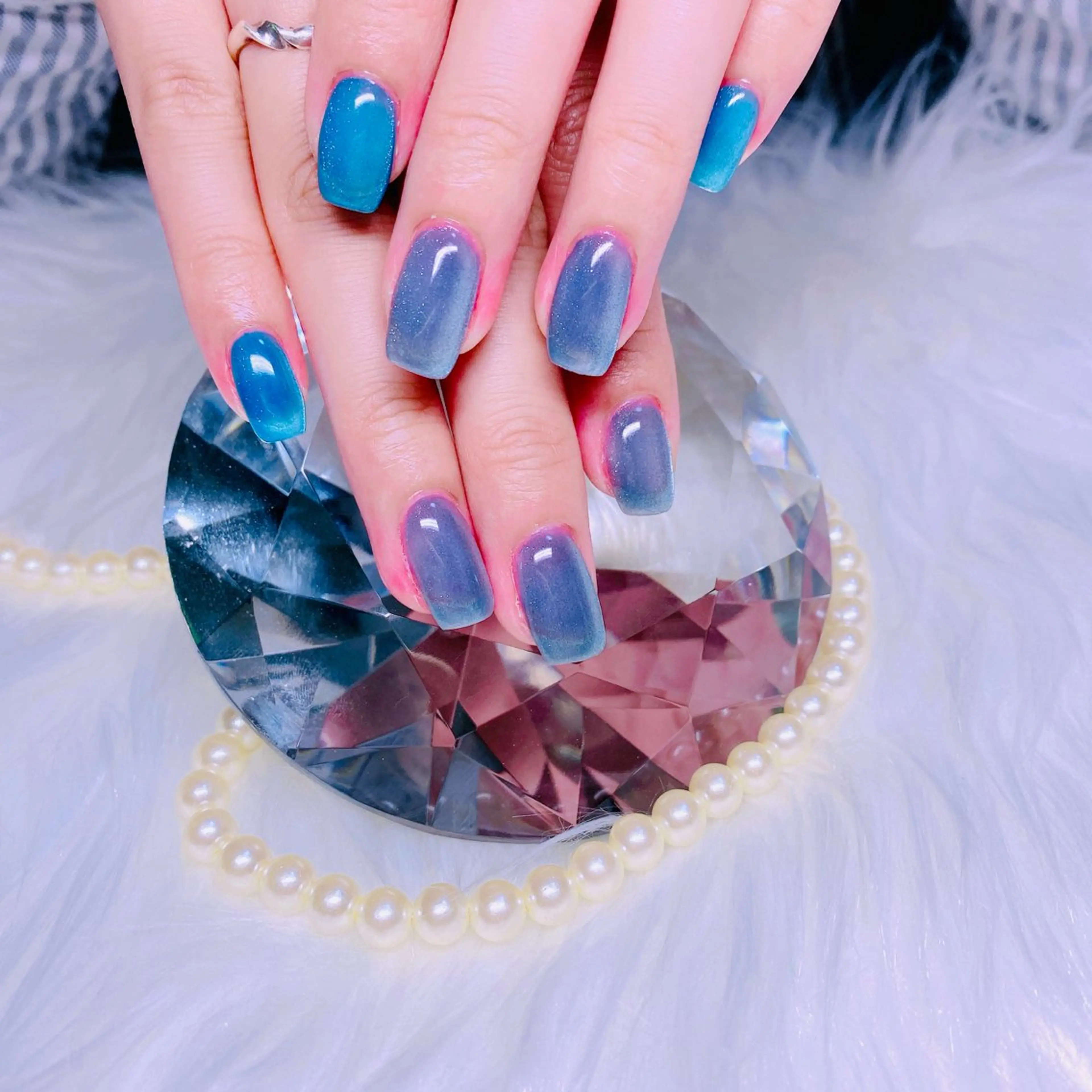 ネイル マグネットネイル Nail Yunaのネイルデザイン