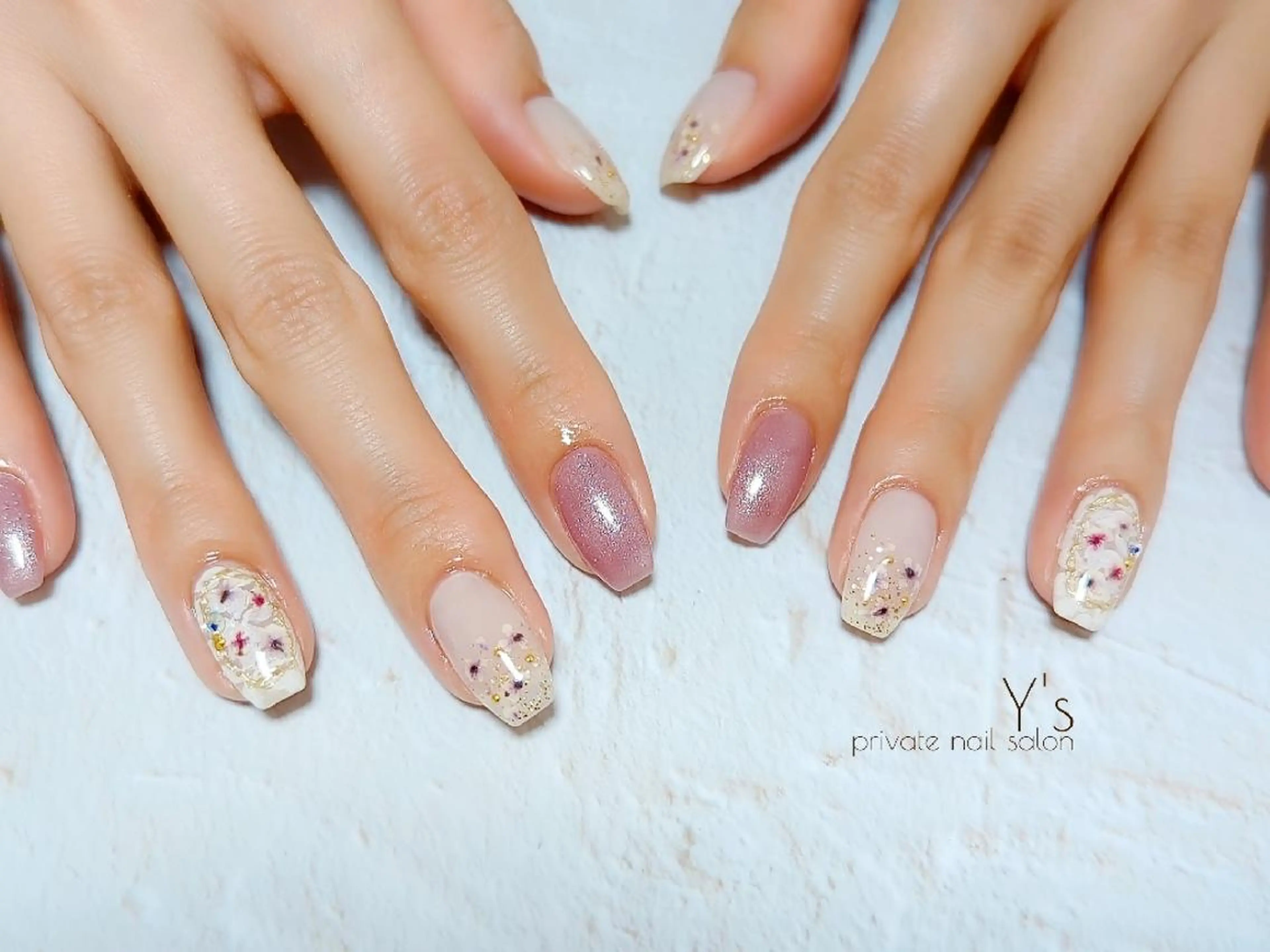 ネイル ハンドネイル YUMI NAGAI  のネイルデザイン