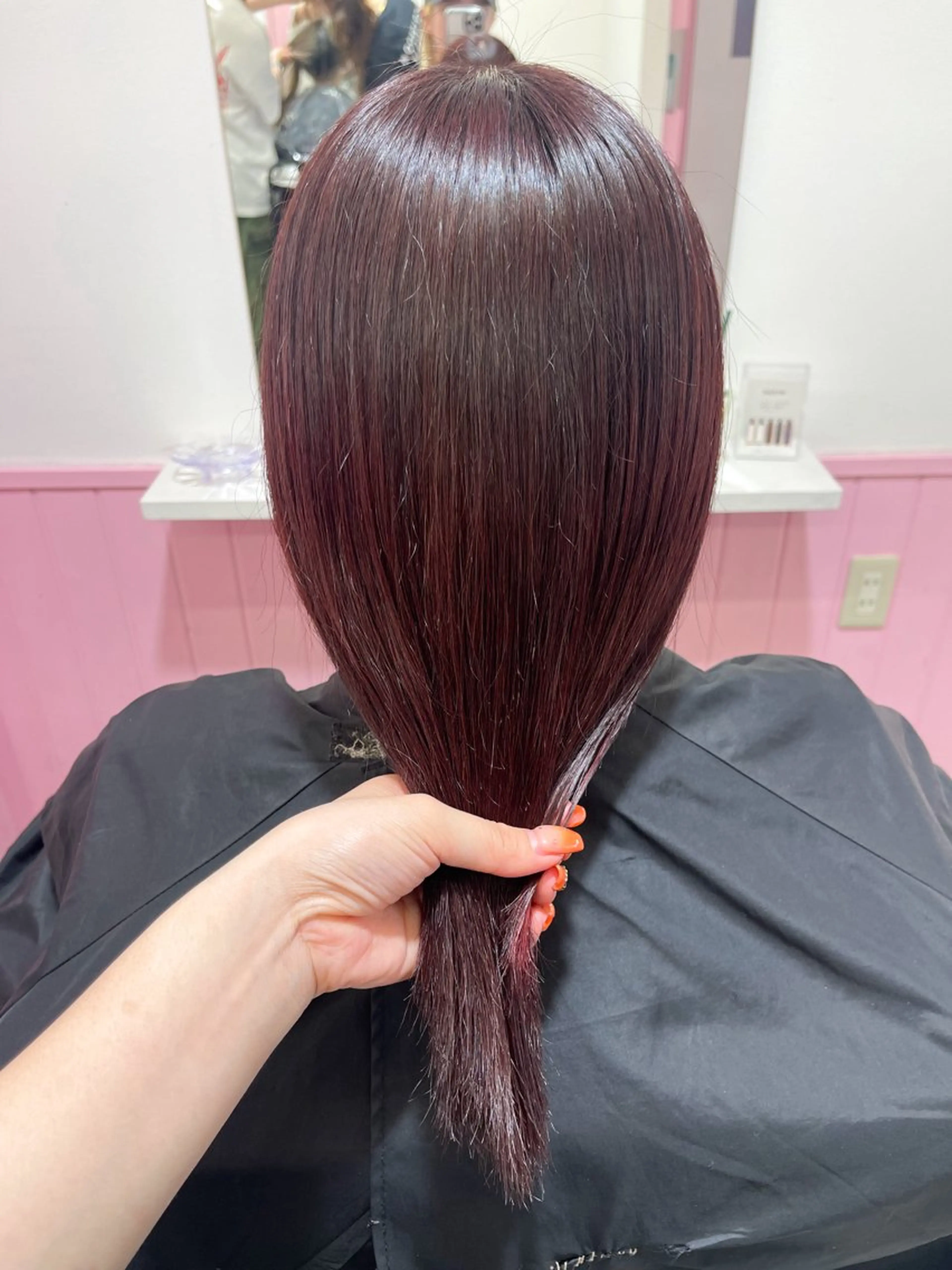 セミロング カラー レッドカラー 🎀ミルクティー/暖 色×レイヤー/マリアのヘアスタイル