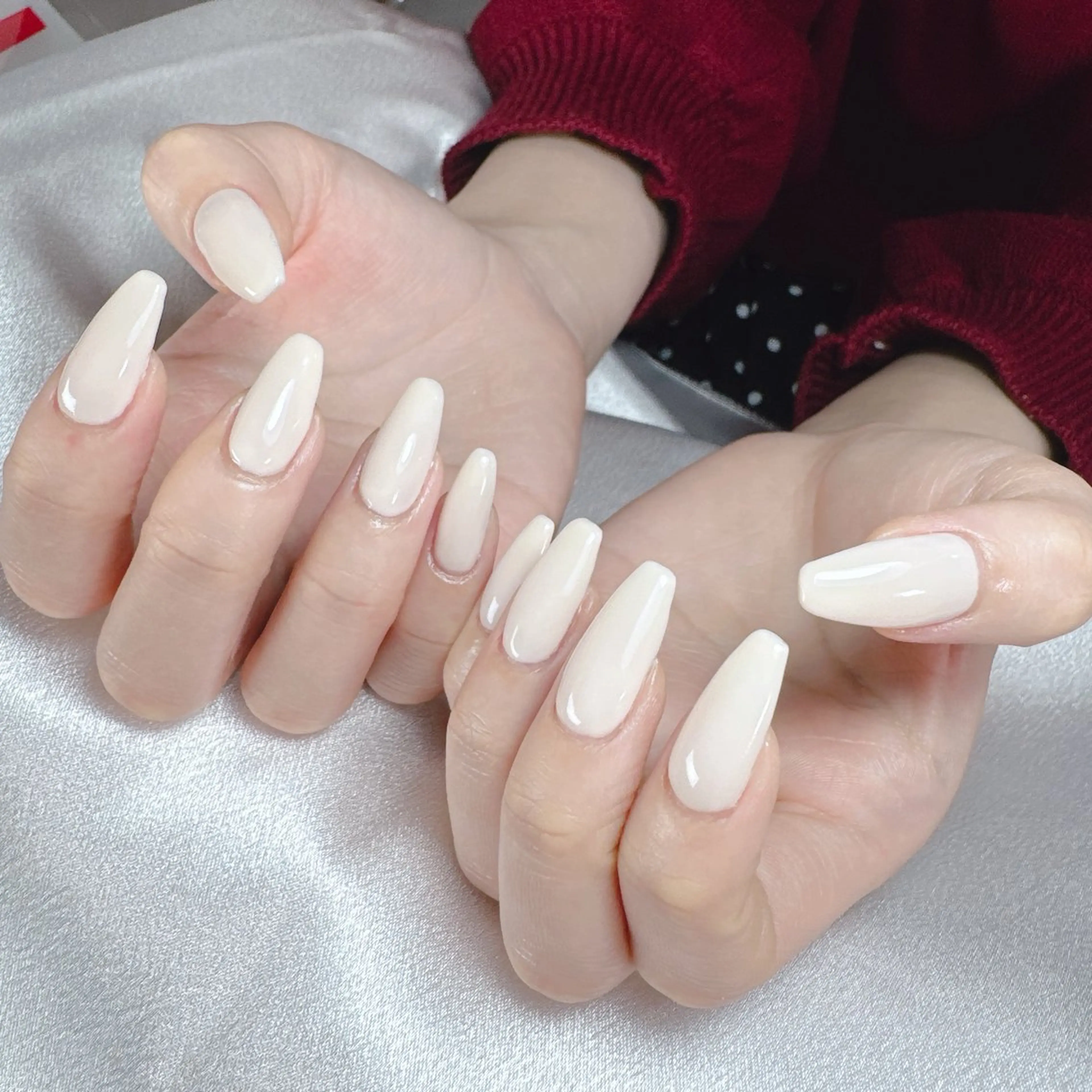 ネイル ホワイト ハンドネイル MignonReve ☺︎MIYUのネイルデザイン