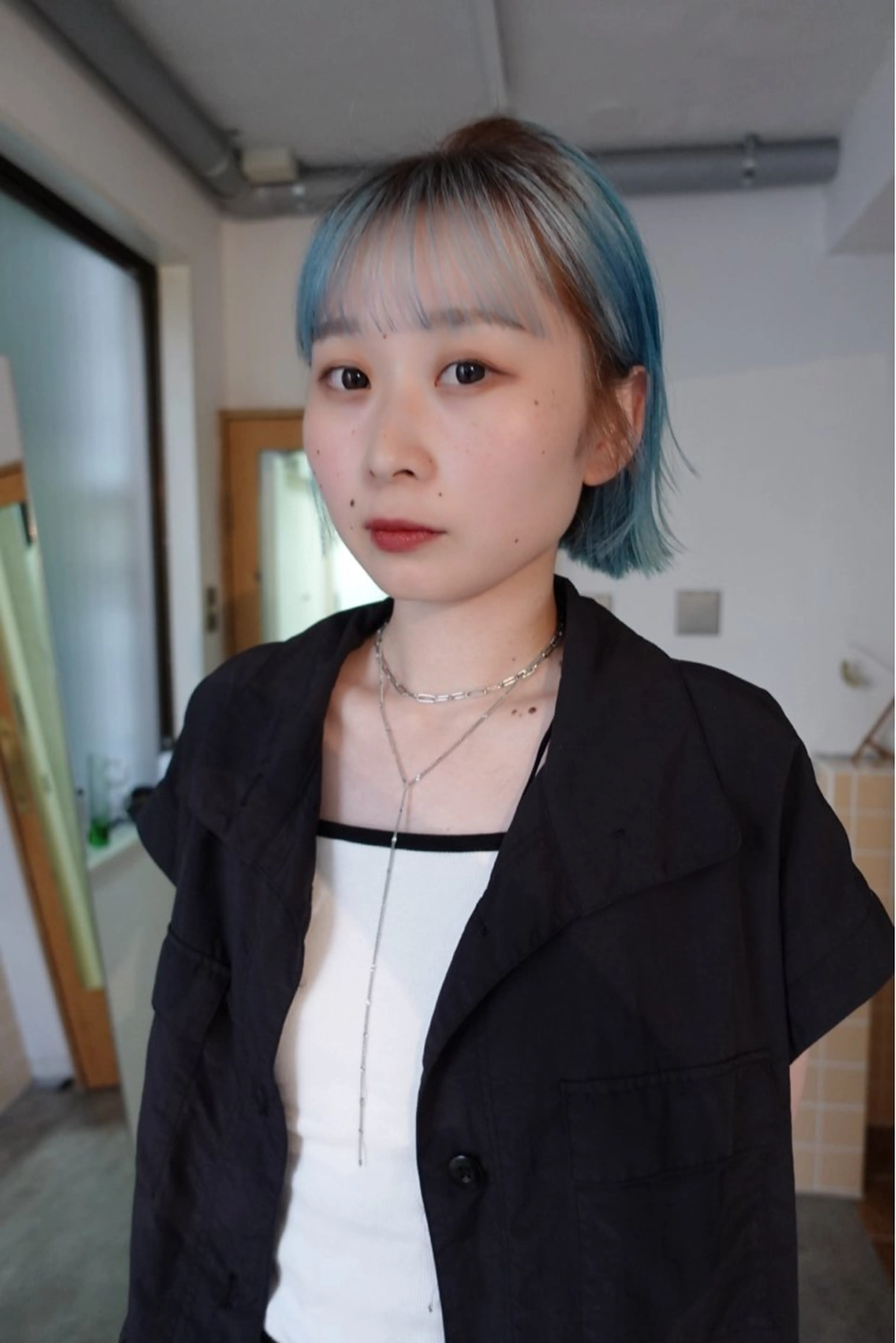 ショート カラー ブリーチ ブリーチなしカラー ヘアカラー sakura🌸 レイヤー/韓国ヘアのヘアスタイル