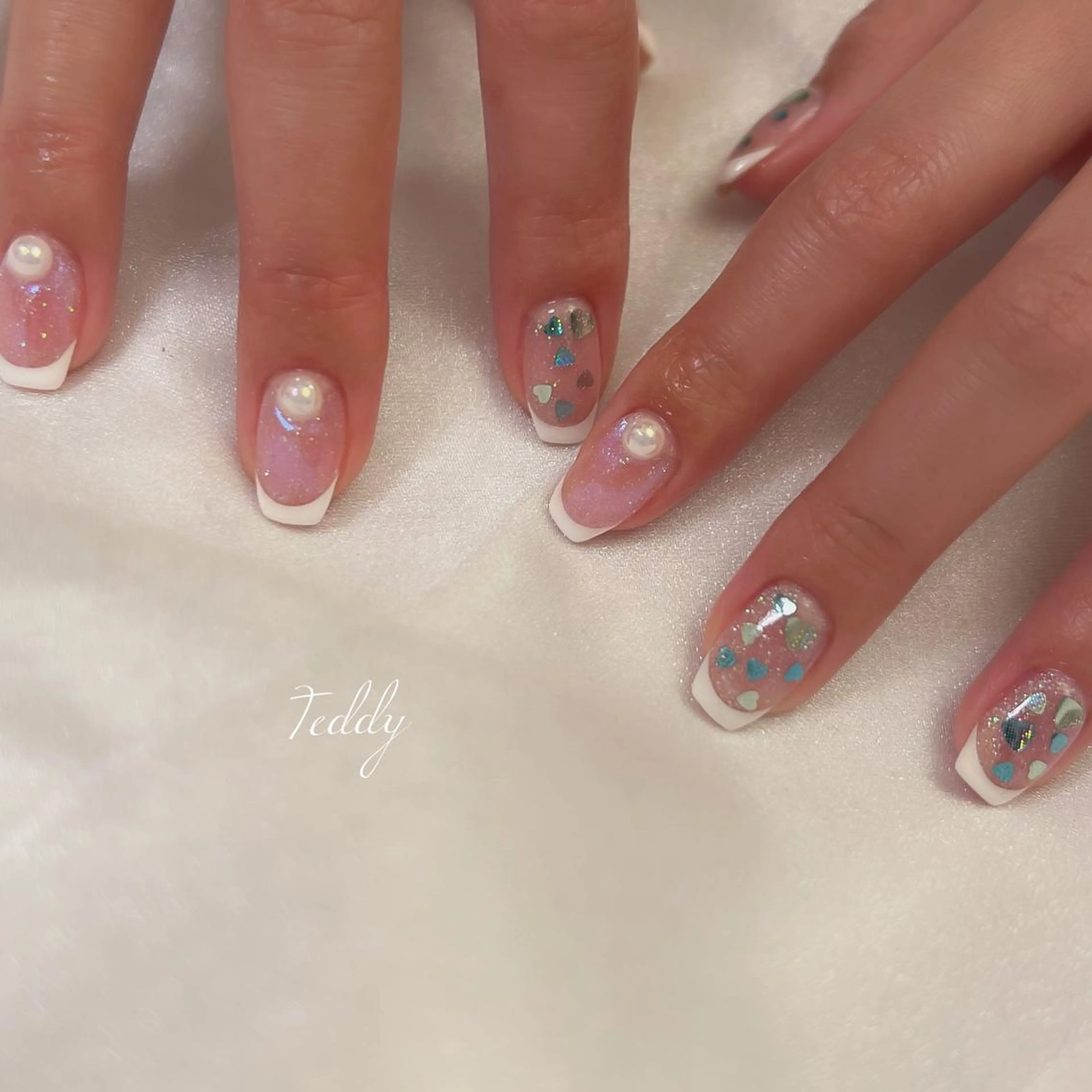 ネイル ミラーネイル ERINA ♥のネイルデザイン