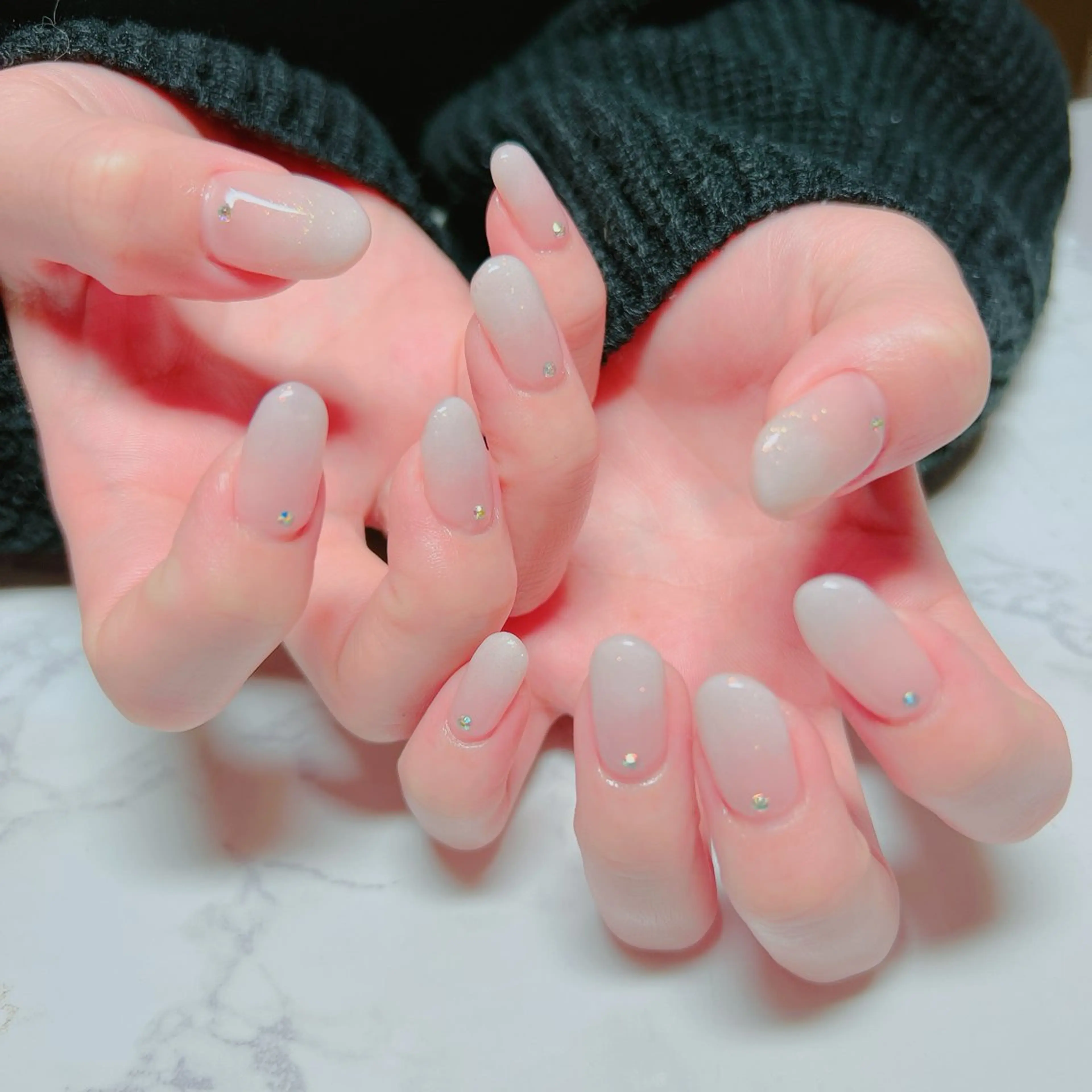 ネイル グラデーション ホワイト ハンドネイル たきぐち みちこのネイルデザイン