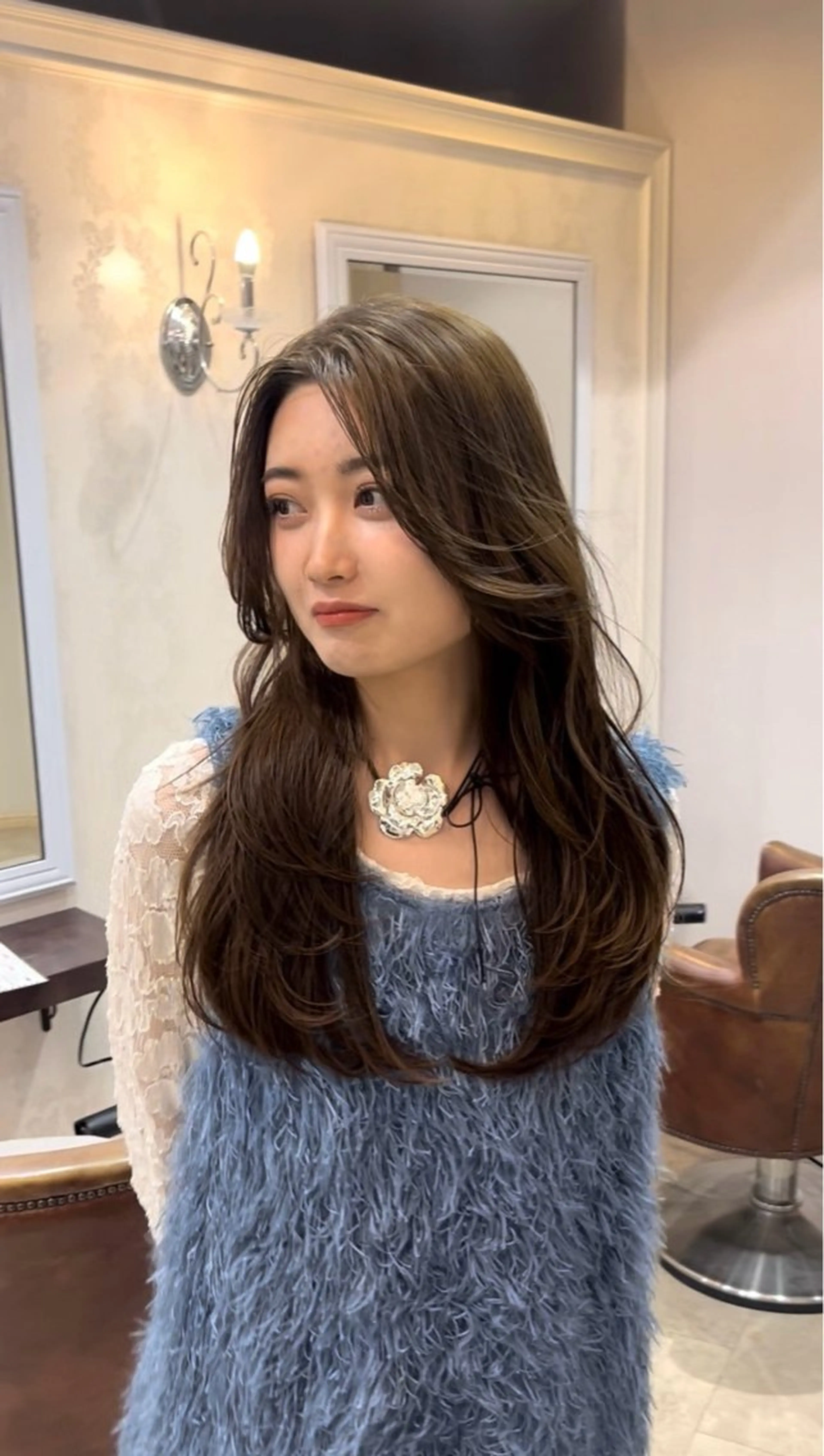ロング 顔まわりレイヤー レイヤーカット 山本 梨華のヘアスタイル