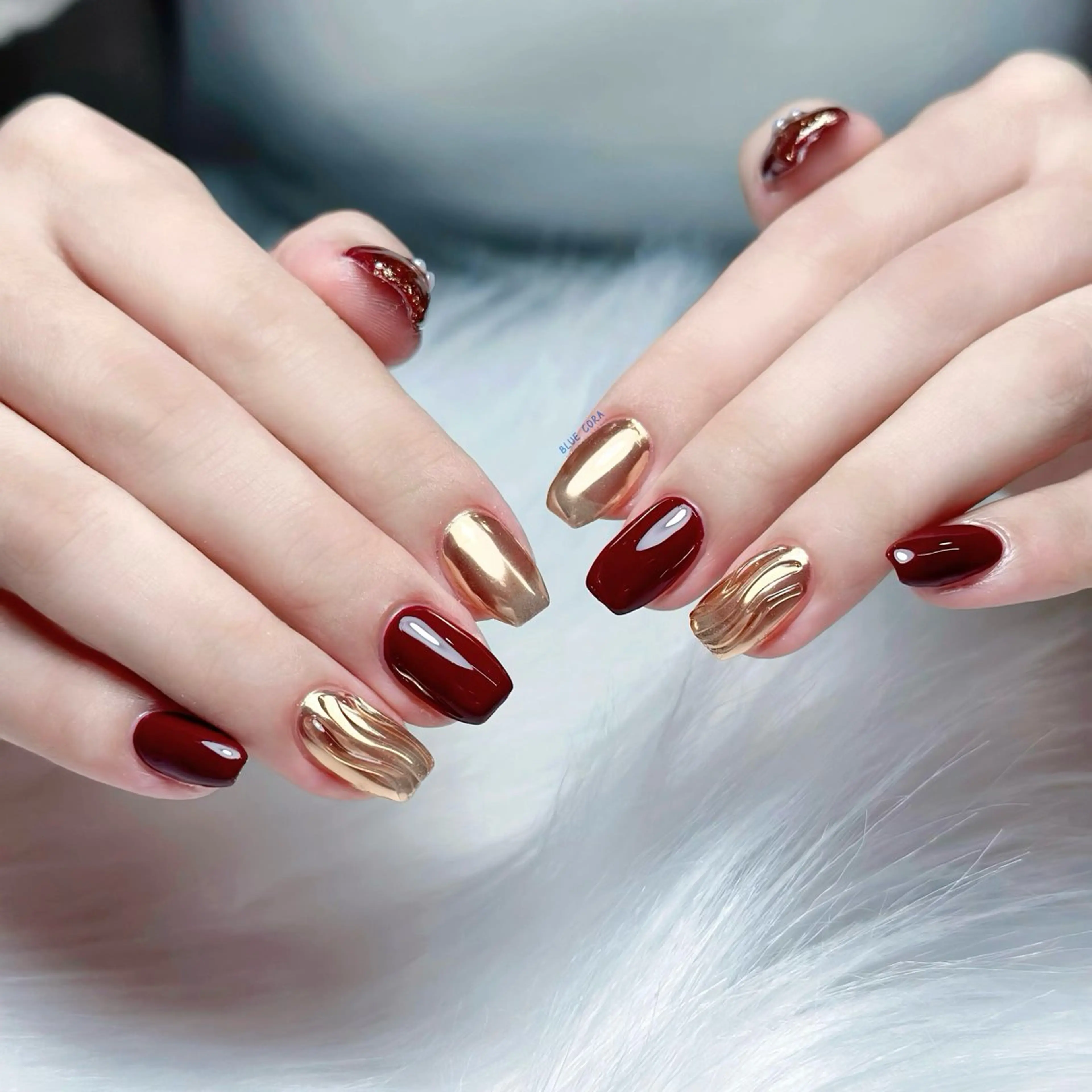 ネイル ハンドネイル ハンドケア BLUE CORAのネイルデザイン