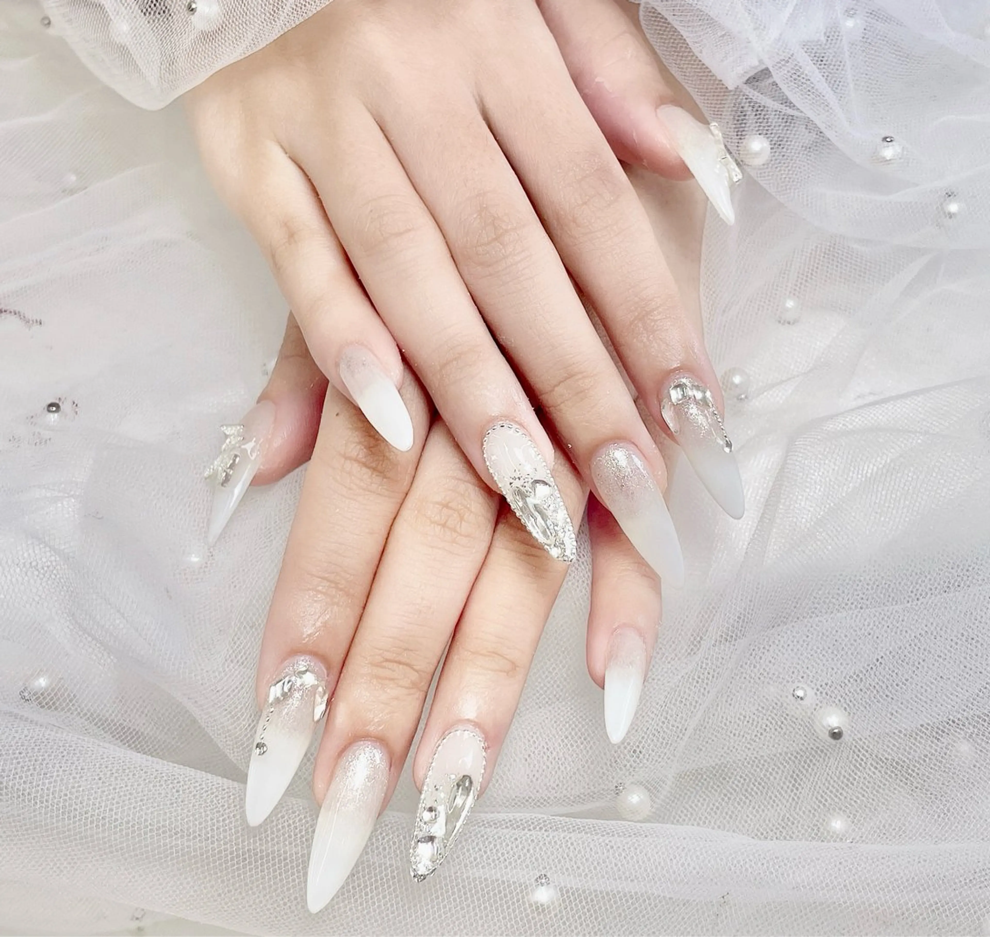 ネイル チョウ チョウのネイルデザイン