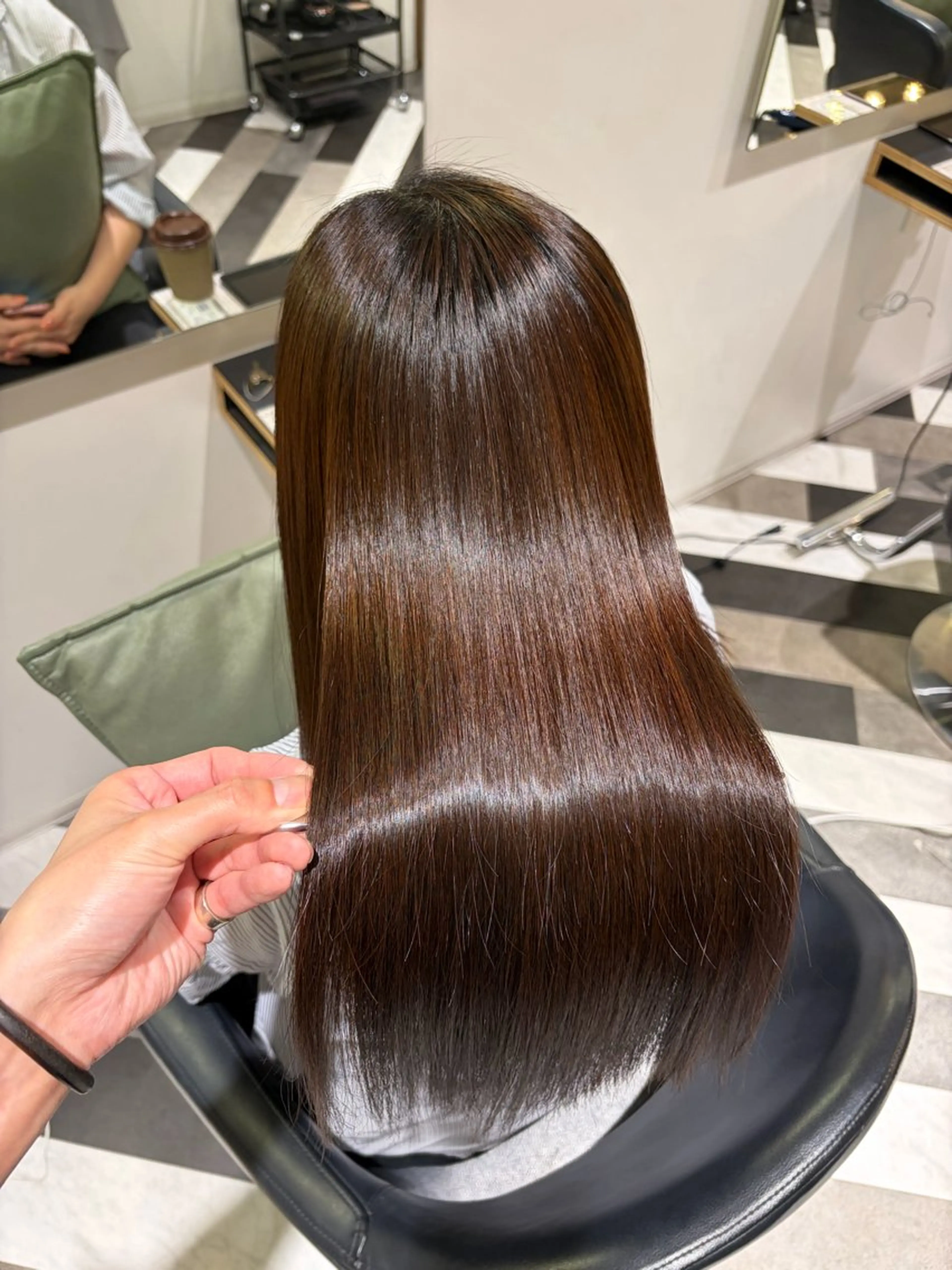 ロング カット 縮毛矯正 トリートメント 圧倒的髪質改善 ✂︎飯島悠介のヘアスタイル