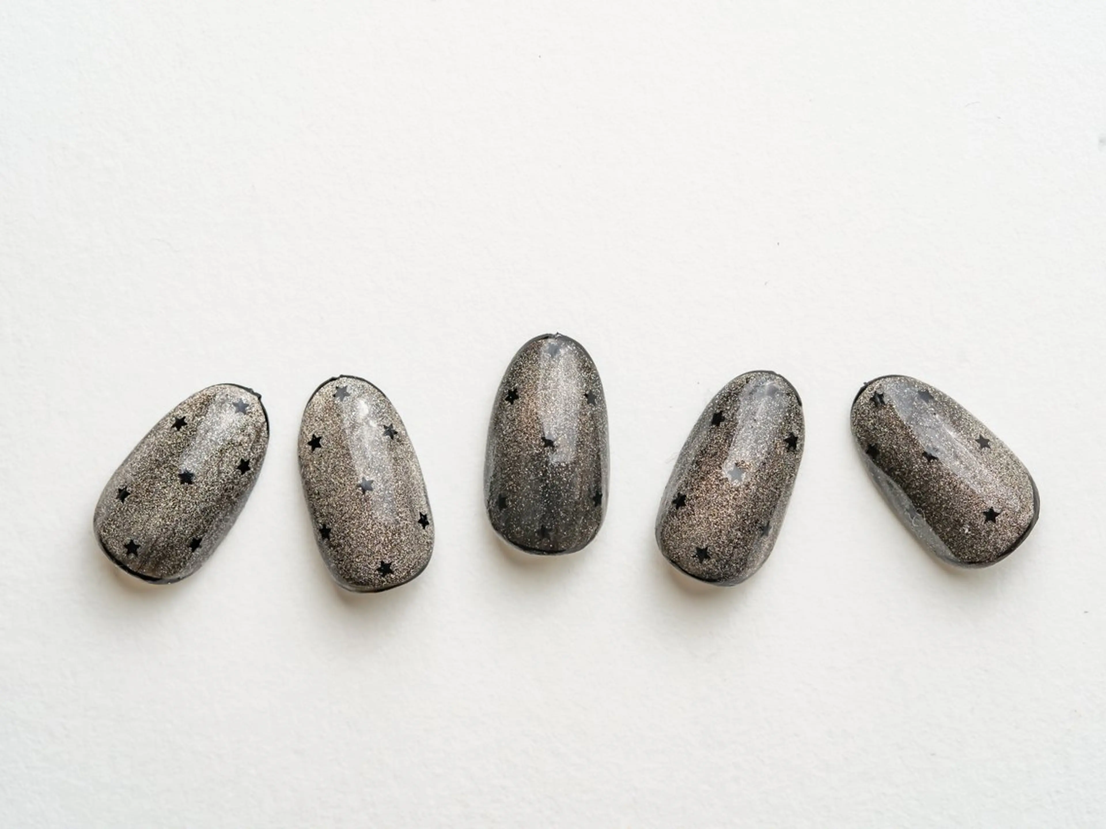 ミディアム VANiSH Nailのネイルデザイン