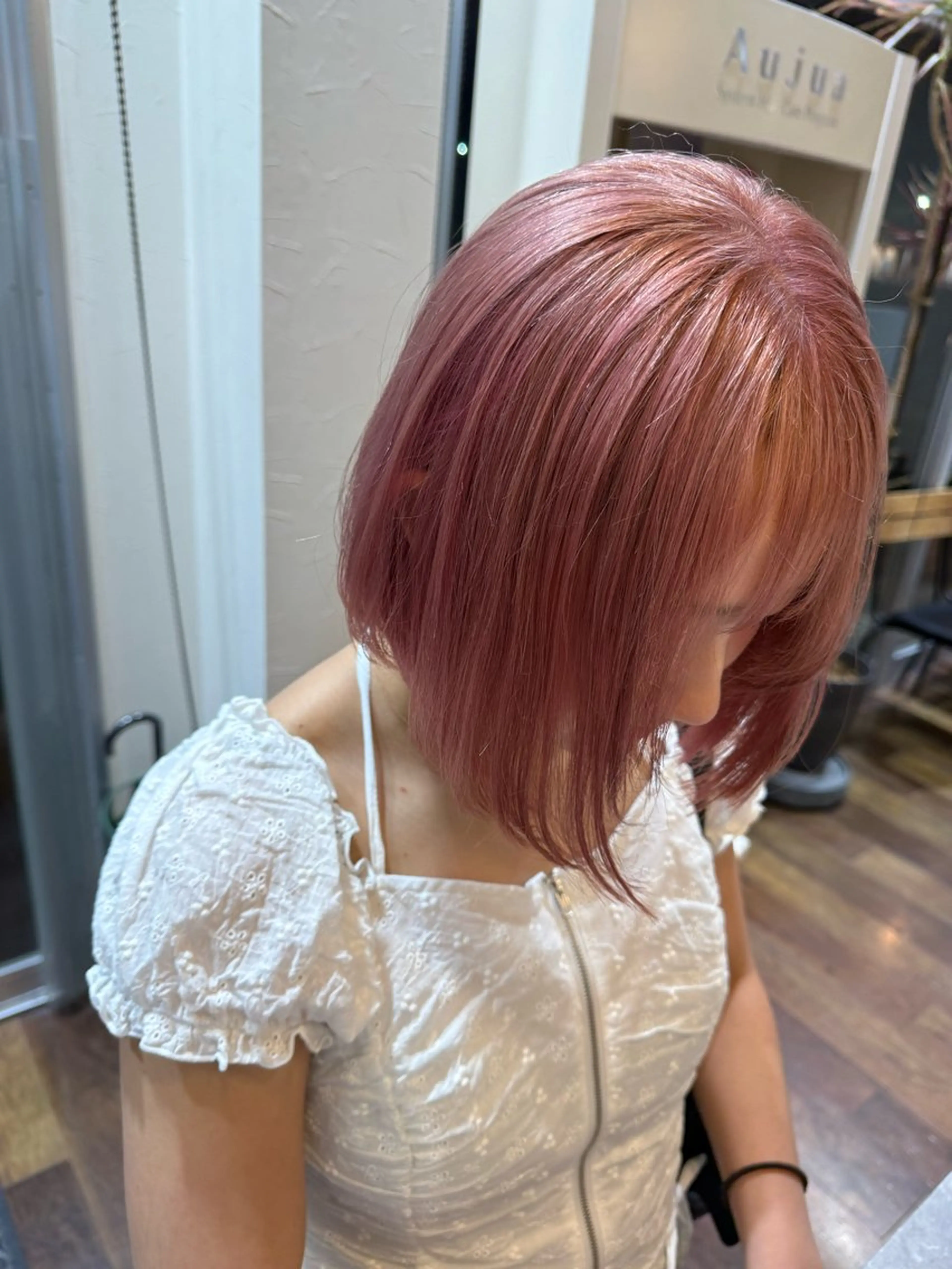 ミディアム カラー ピンクカラー ヘアカラー レイヤー/コテパーマ 松本　希愛のヘアスタイル