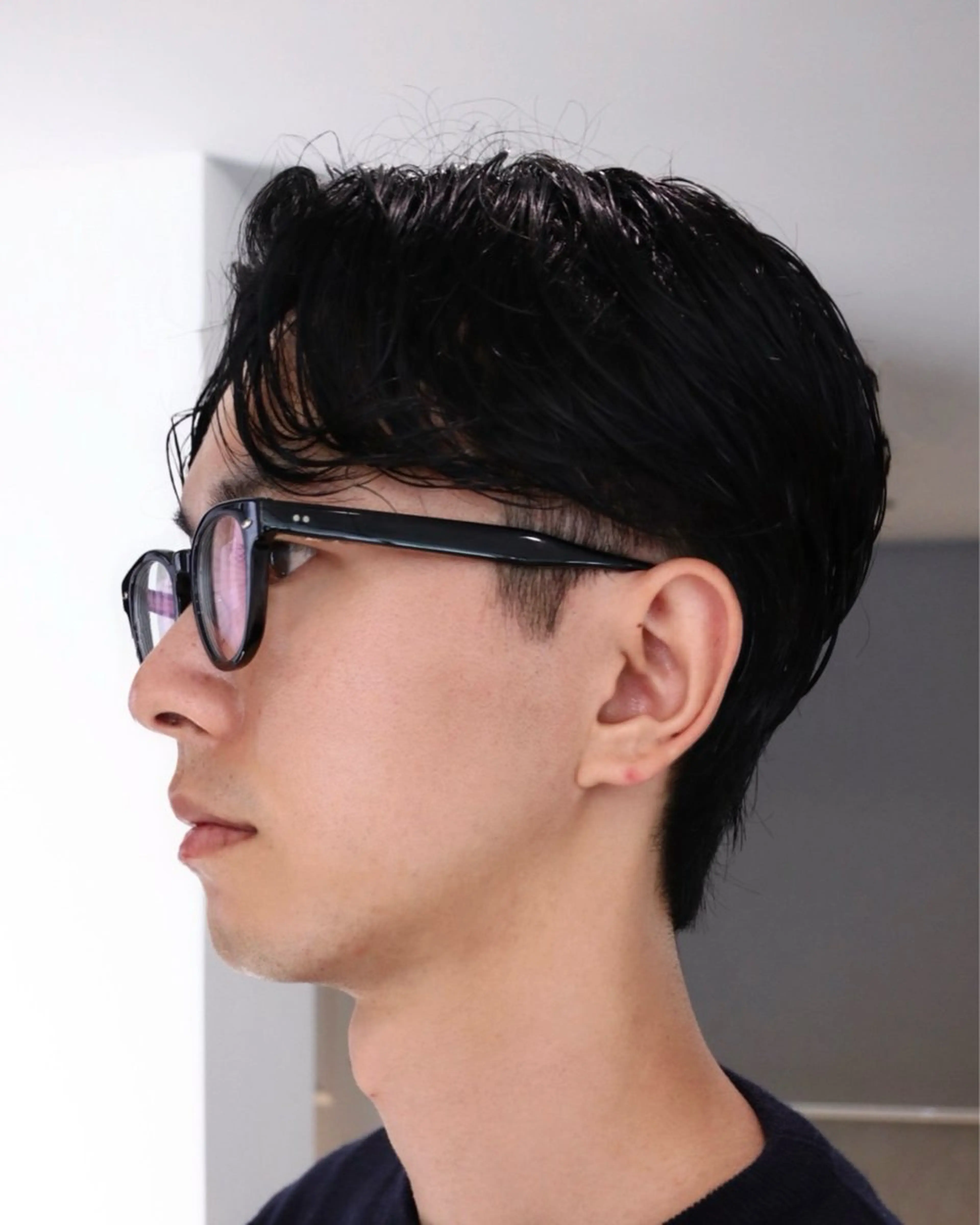 パーマ メンズ センターパート メンズパーマ ニュアンスパーマ カット パーマ Qin shaire salon 原宿verno店所属・【センターパート】 ETO／江藤翼の眉毛・アイブロウイメージ