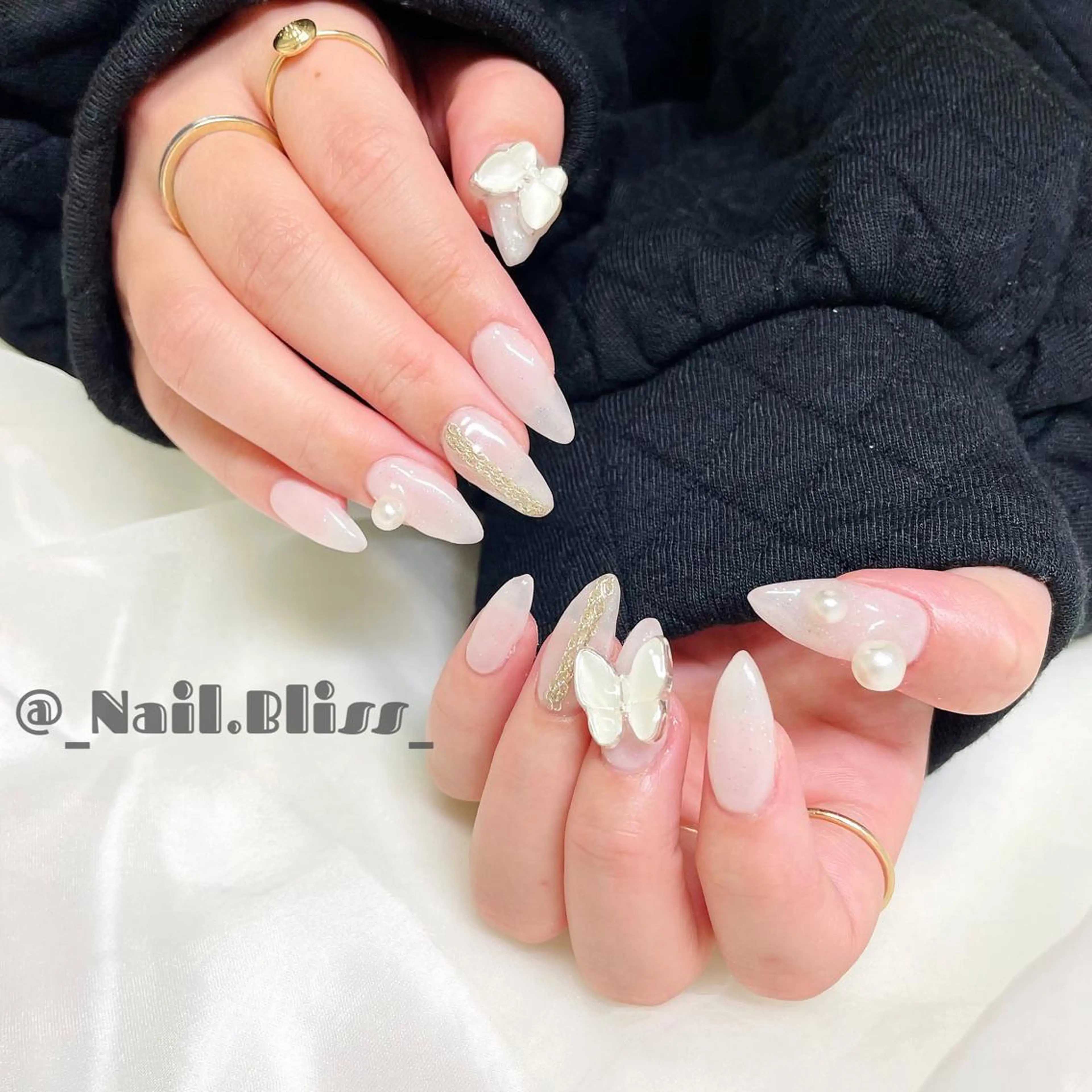 ネイル ホワイト ハンドネイル NAIL BLISSのネイルデザイン