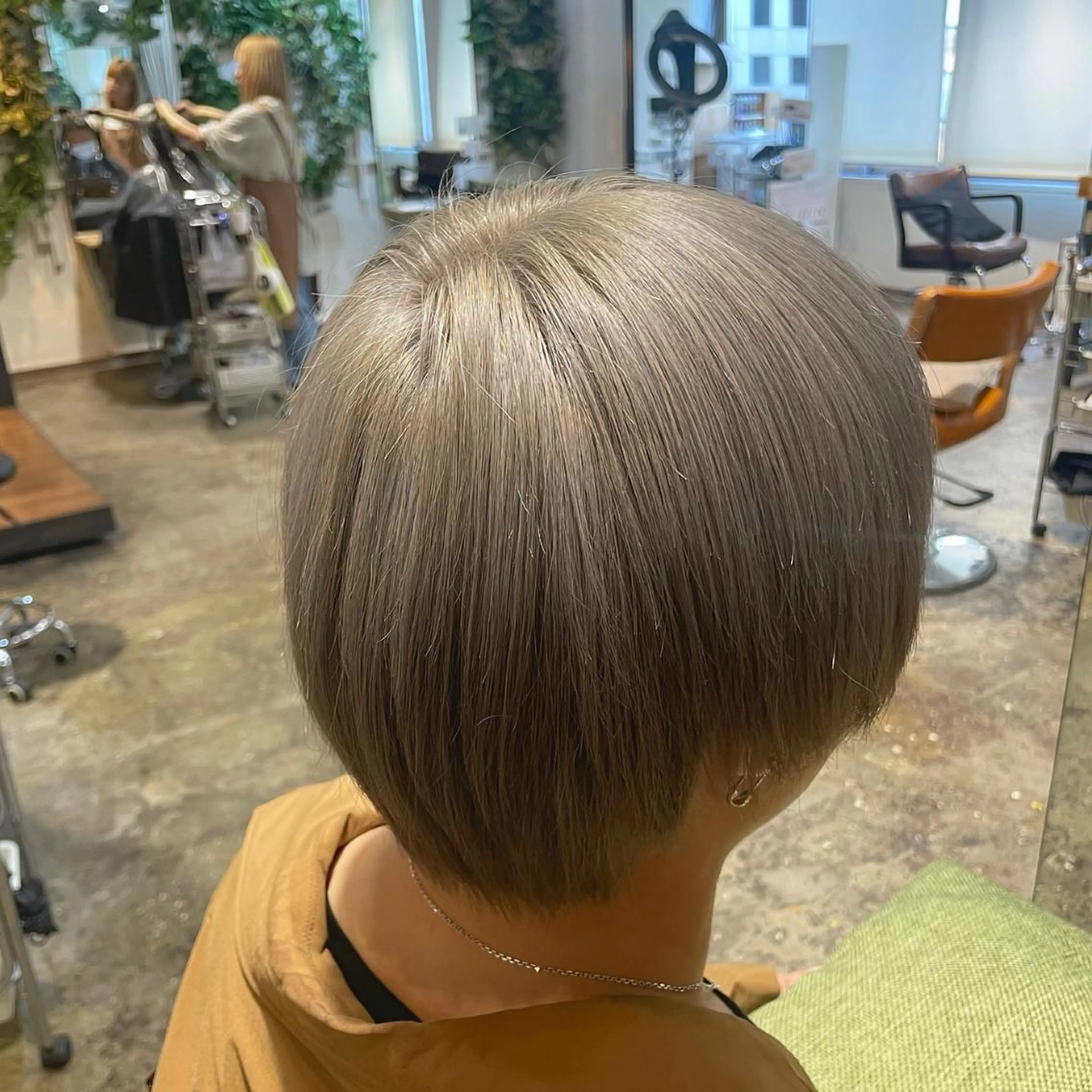 ショート カラー メンズ メンズブリーチ ブリーチ カット ヘアカラー トリートメント 🇰🇷韓国ｽﾀｲﾙ ﾚｲﾔｰ/ayanaのヘアスタイル