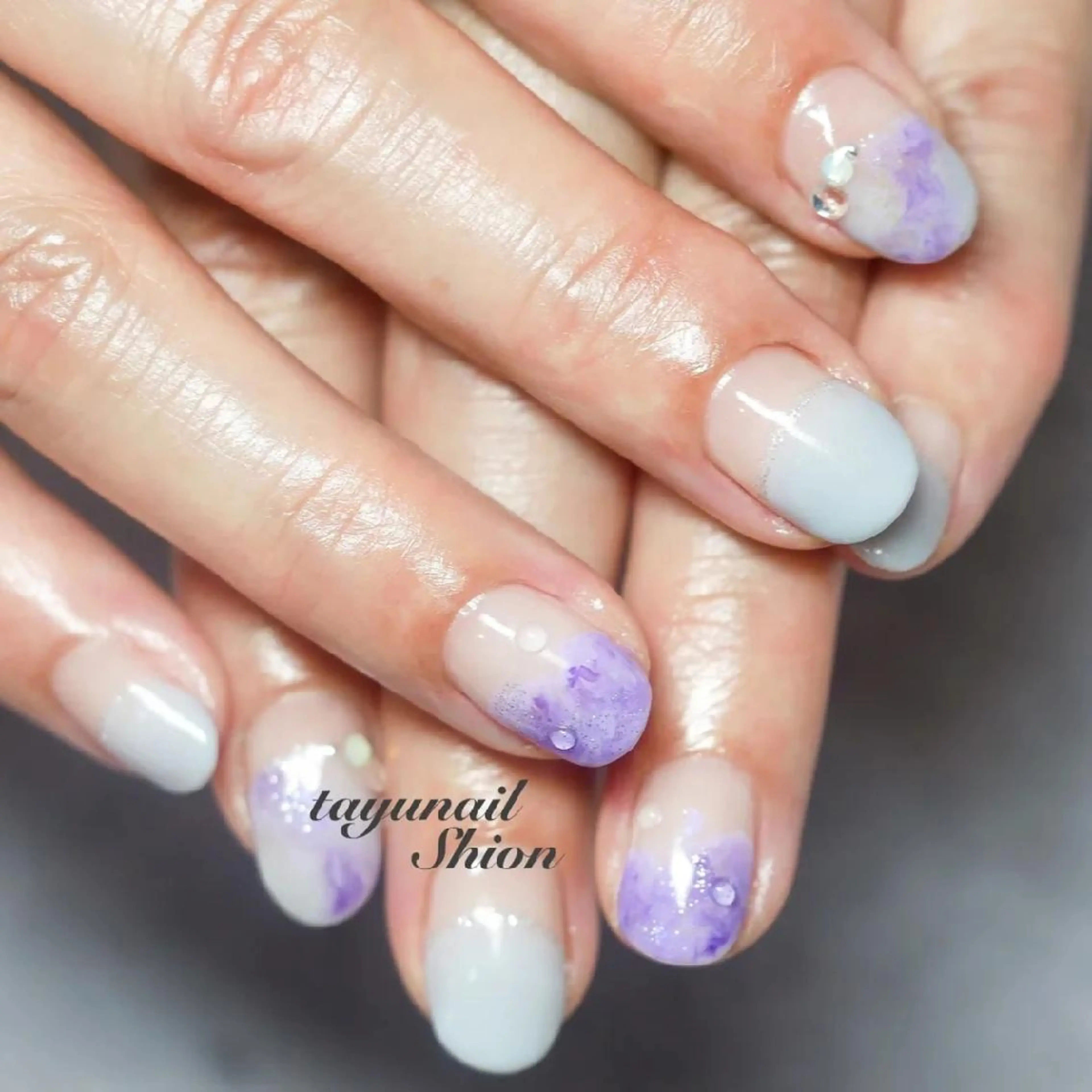 ネイル ブルー ジェルネイル パラジェル 夏ネイル ハンドネイル ネイルサロン 【たゆnail】のネイルデザイン