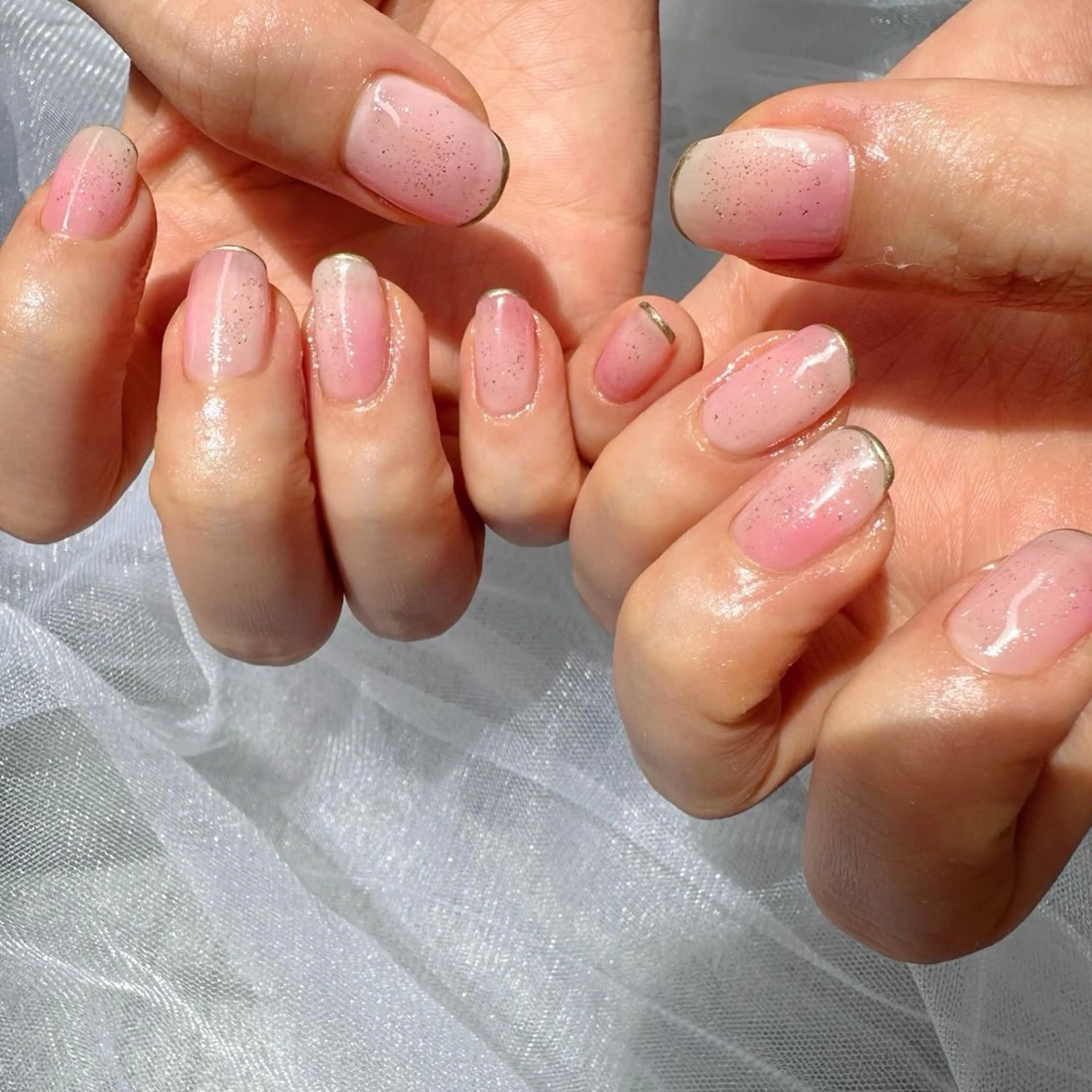ネイル フレンチネイル 氷ネイル・うるうるネイル 韓国ネイル マグネットネイル ニュアンスネイル 🪞KAPE NAIL 🪞のネイルデザイン