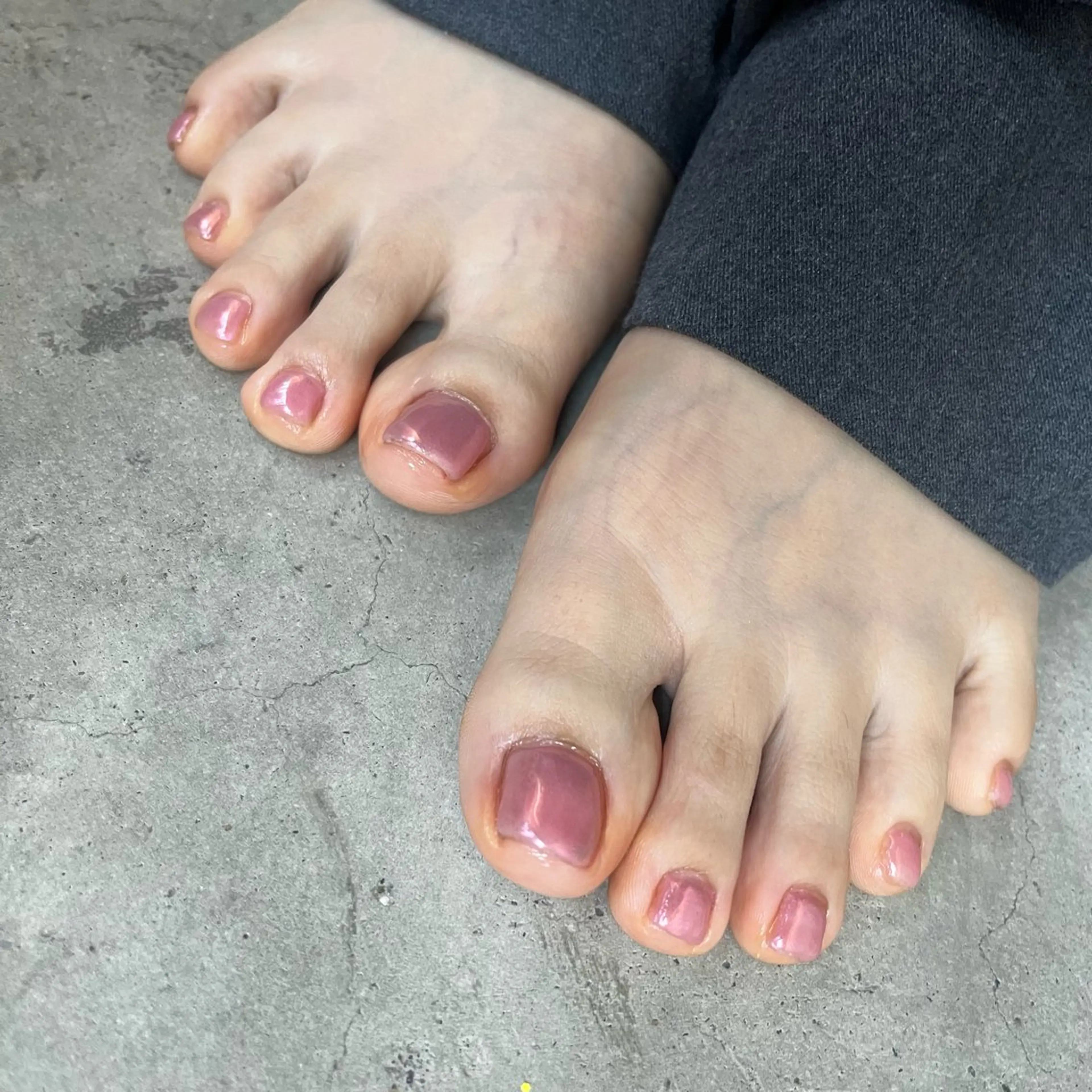 ネイル オーロラネイル フットネイル グリーン vegh. nail／阿波座のネイルデザイン