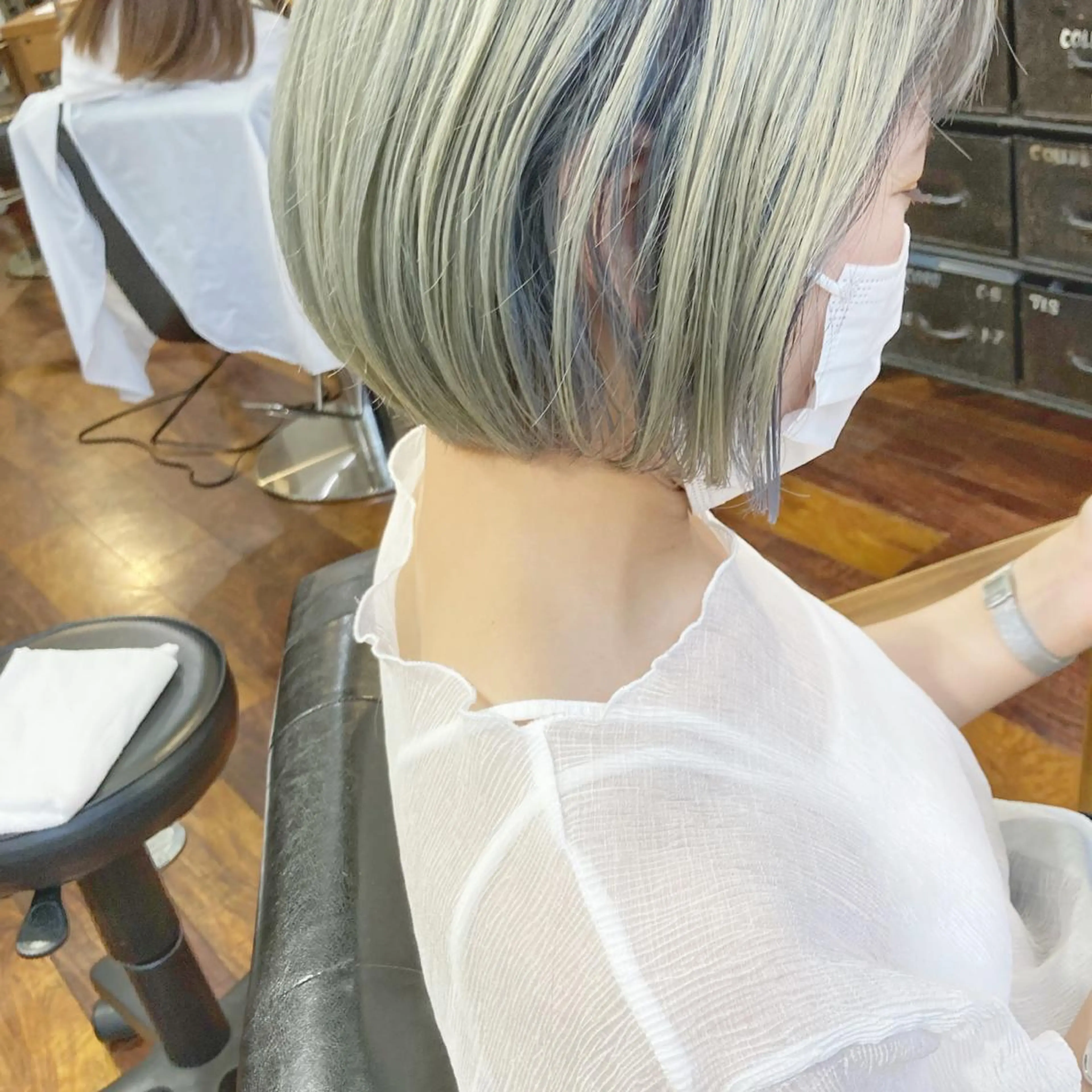 ミディアム カラー ブルーカラー ヘアカラー 小木曽智美 /ボブ/ショートのヘアスタイル