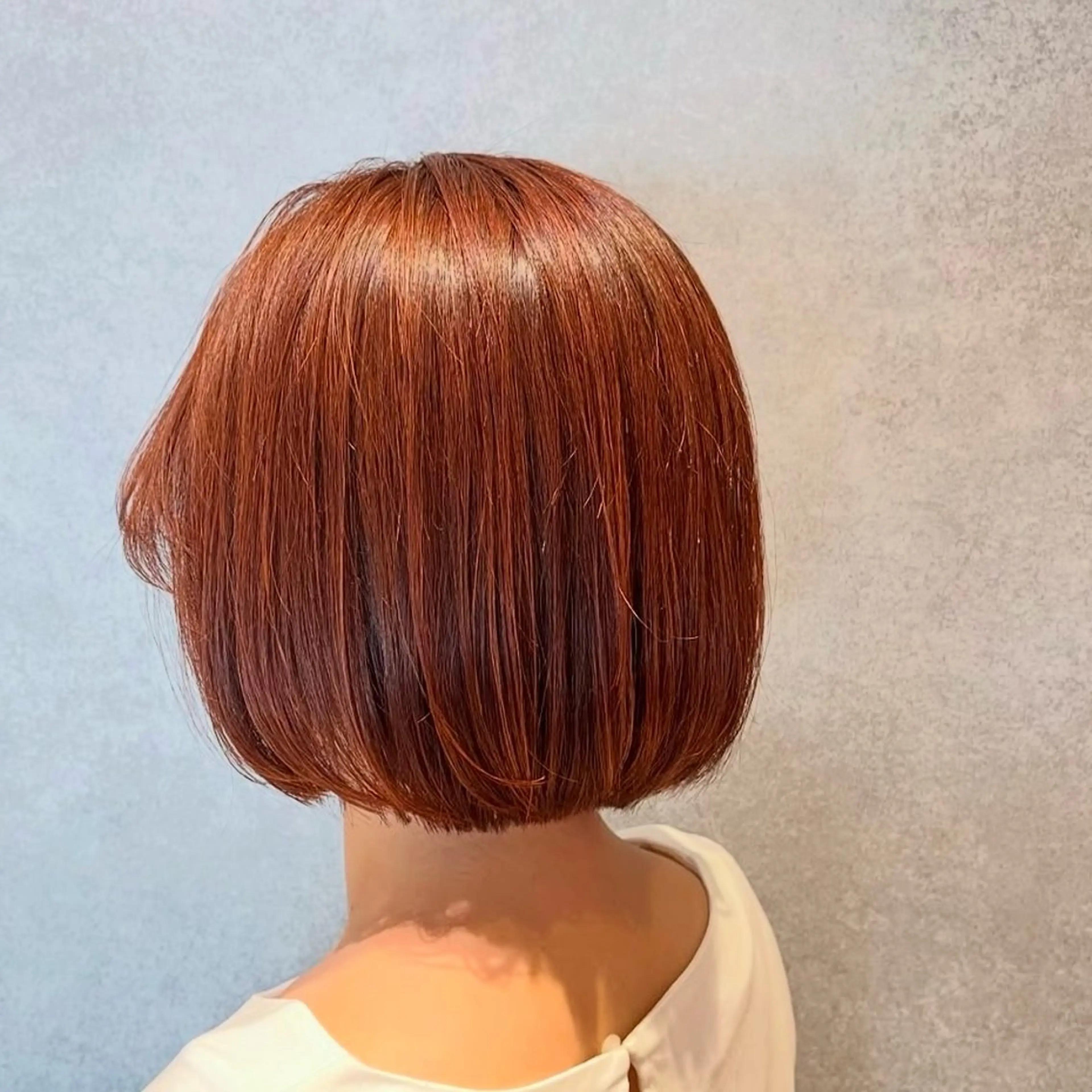 ショート 艶カラー 🎀良川琴奈のヘアスタイル