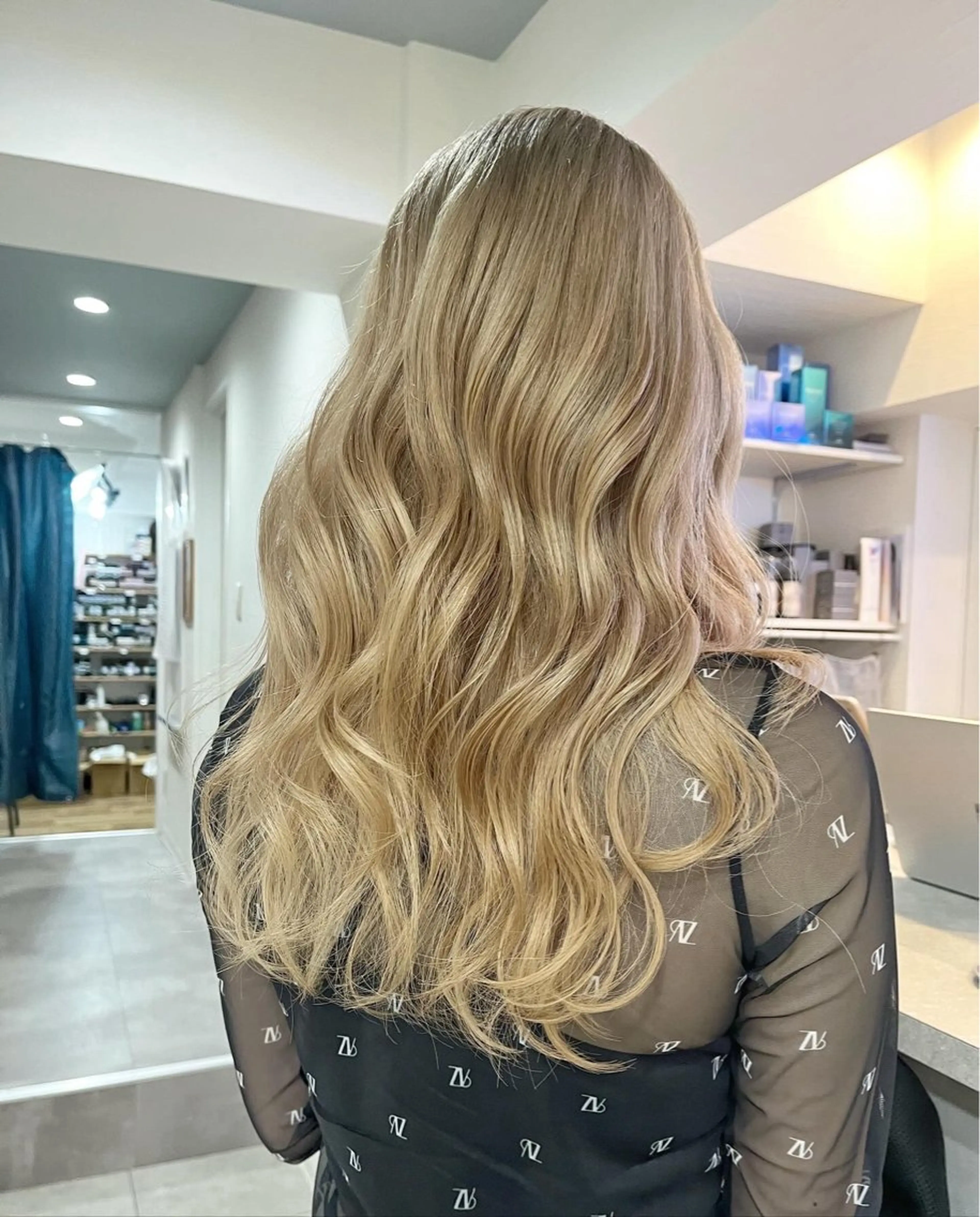 セミロング ヘアカラー sunny. マコトのヘアスタイル