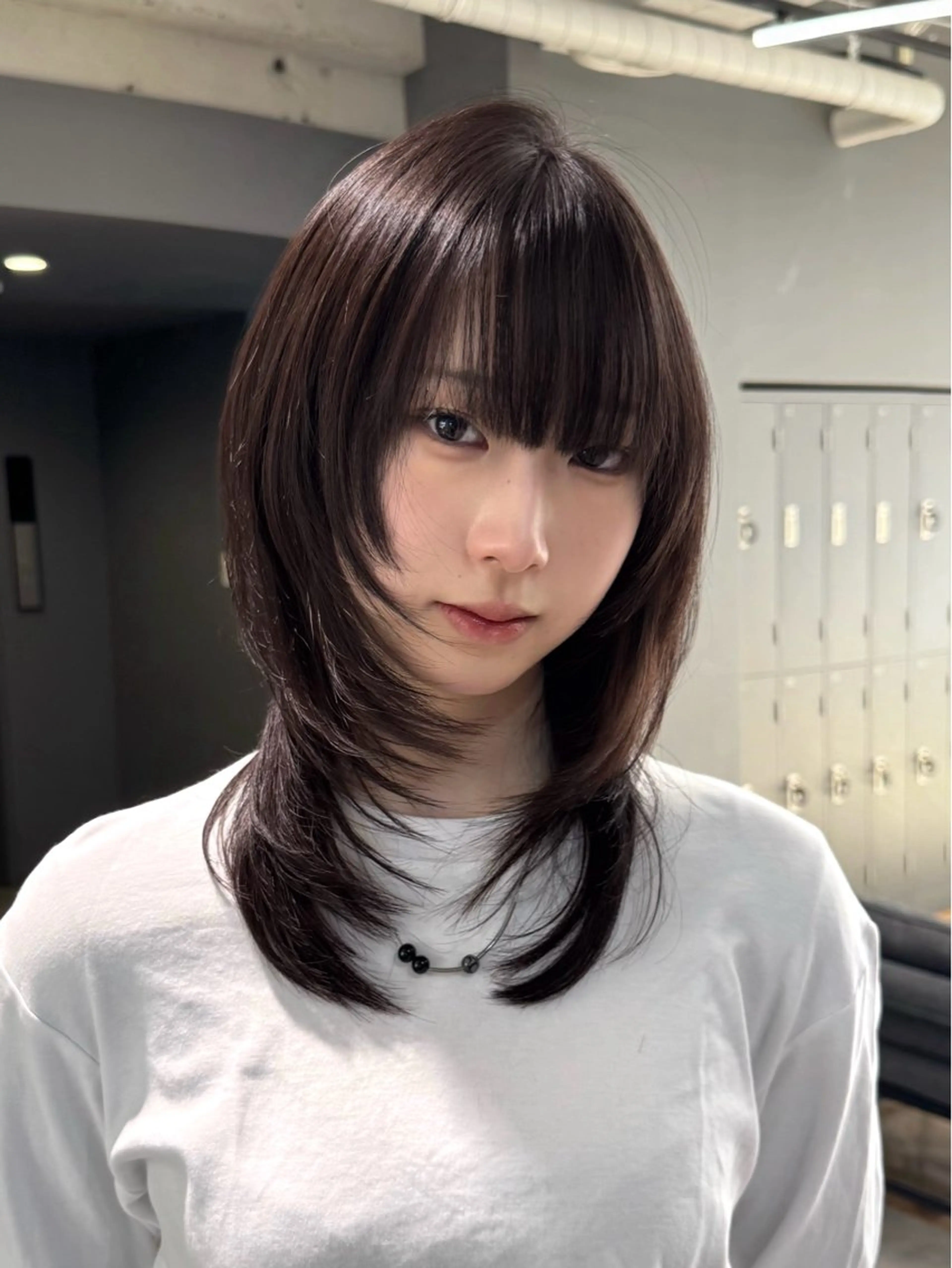 ミディアム 藤原 萌衣のヘアスタイル