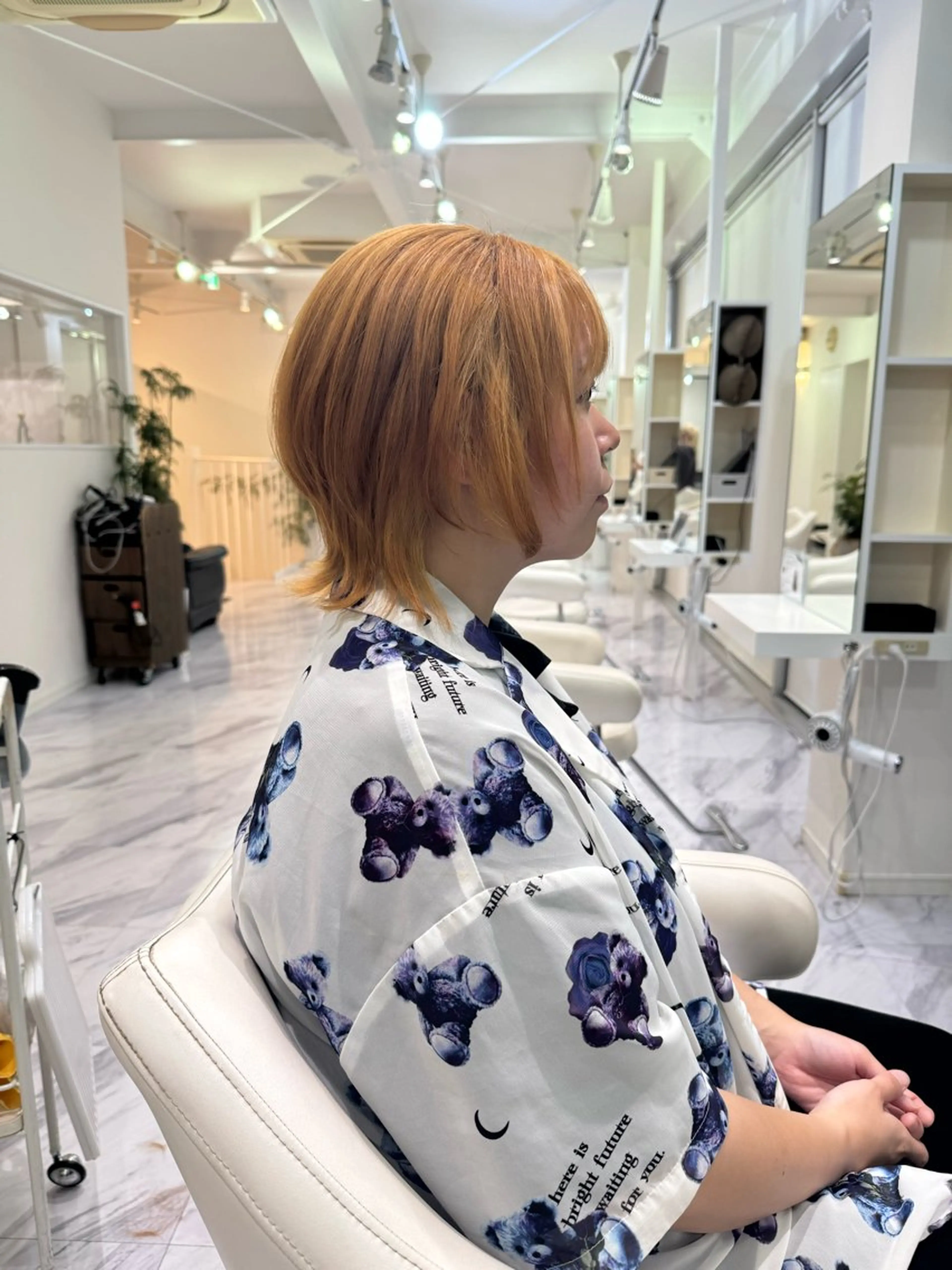 ミディアム 新美 恵里子のヘアスタイル