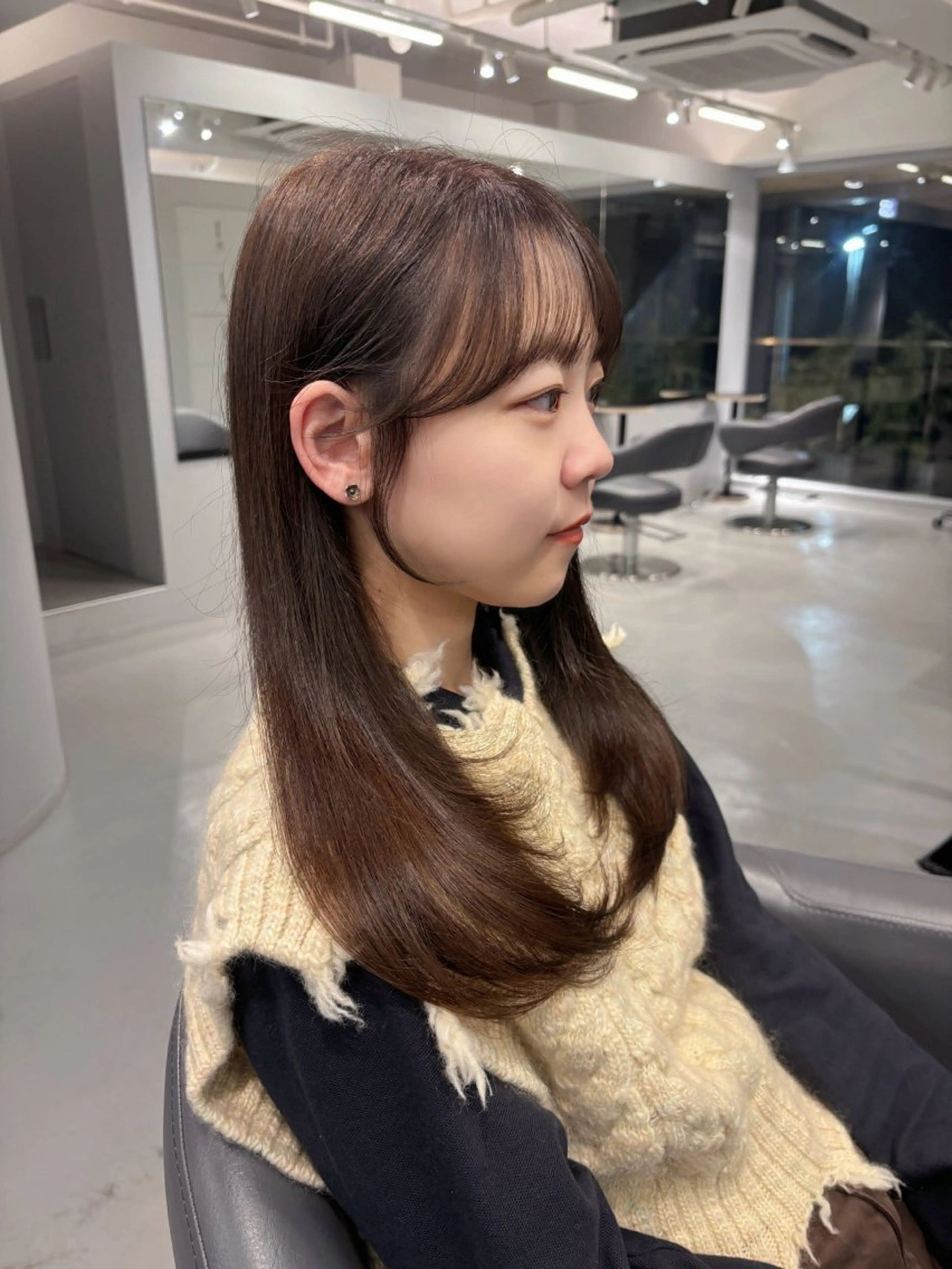 ロング 顔周りカット 横岡 亜香里のヘアスタイル