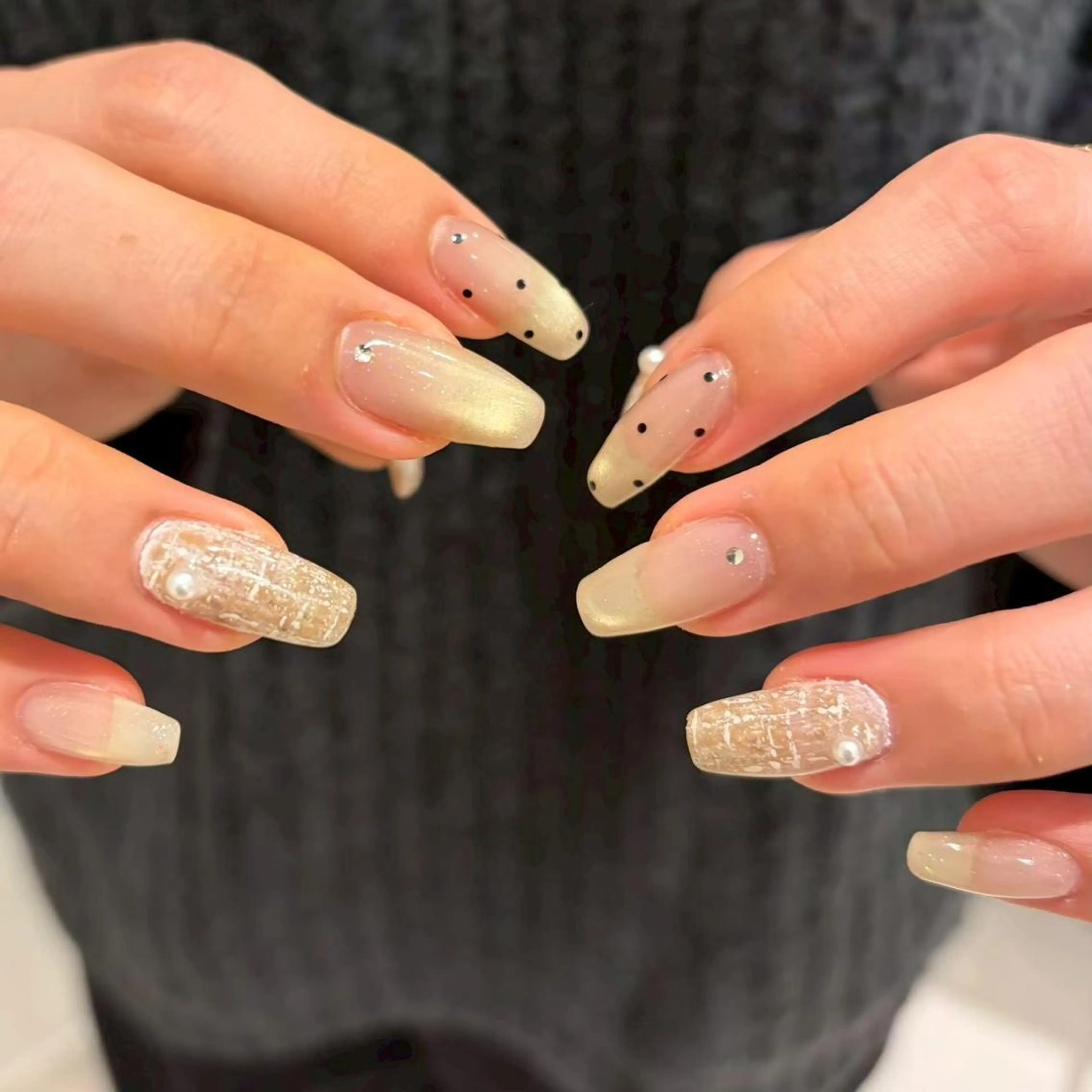 ネイル 桜ネイル フラッシュネイル フレンチネイル ジェルネイル ガラスフレンチ ハンドネイル シンプルネイル Ayaneのネイルデザイン