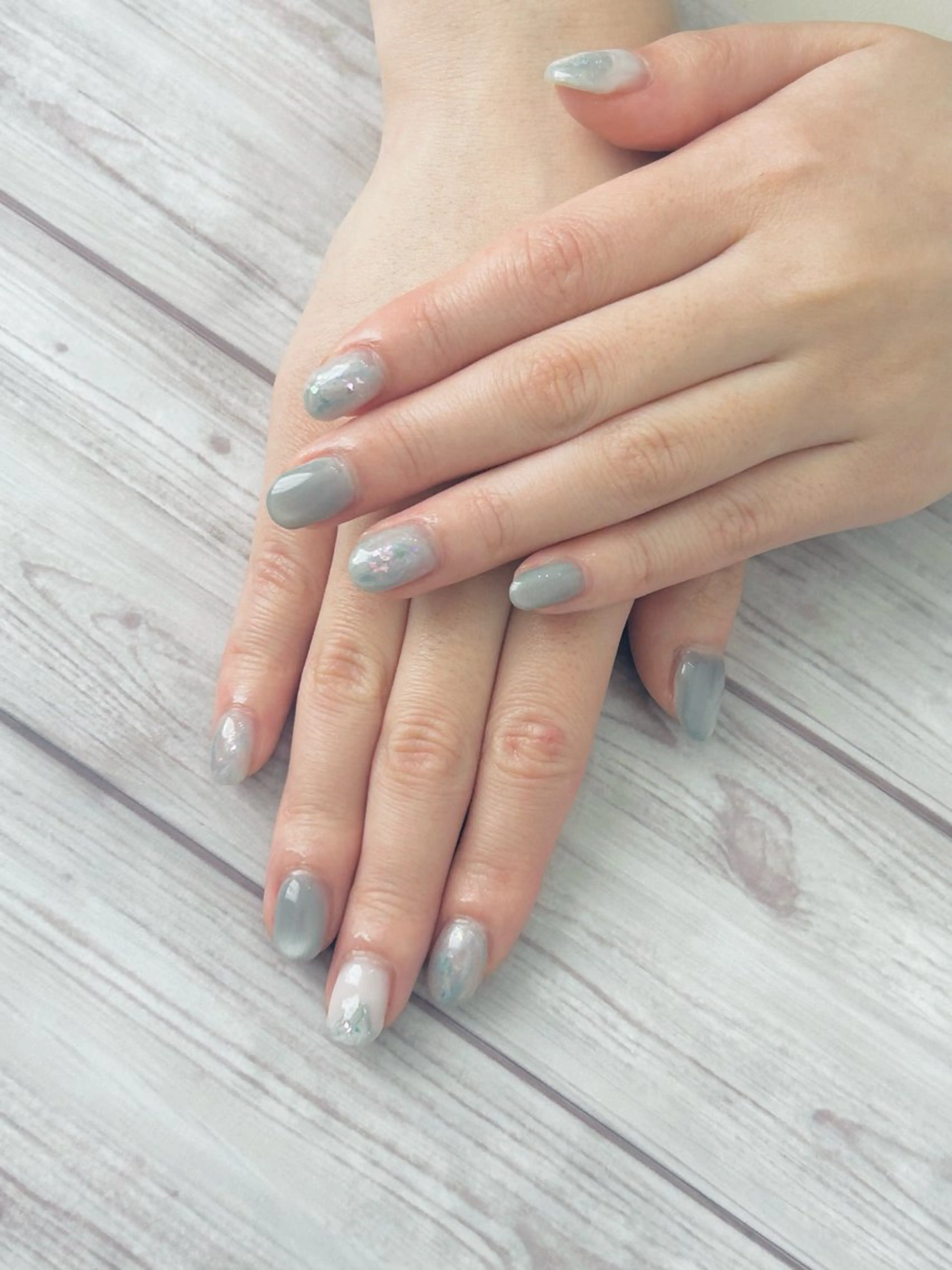 ネイル マグネットネイル ニュアンスネイル ハンドネイル MYu Beauty Salon YURIのネイルデザイン