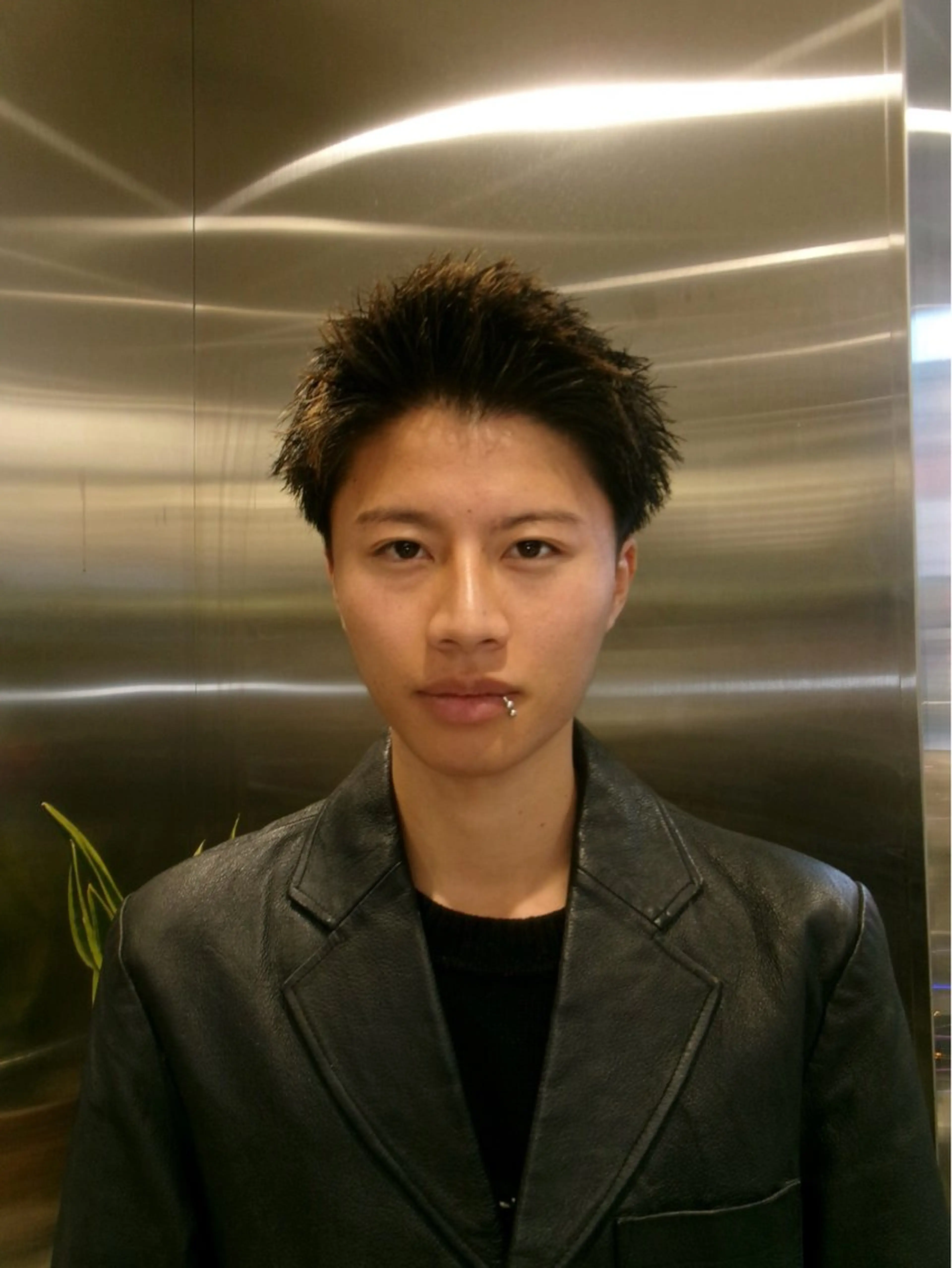 ショート ARISA︎ メンズ特化/パーマのヘアスタイル