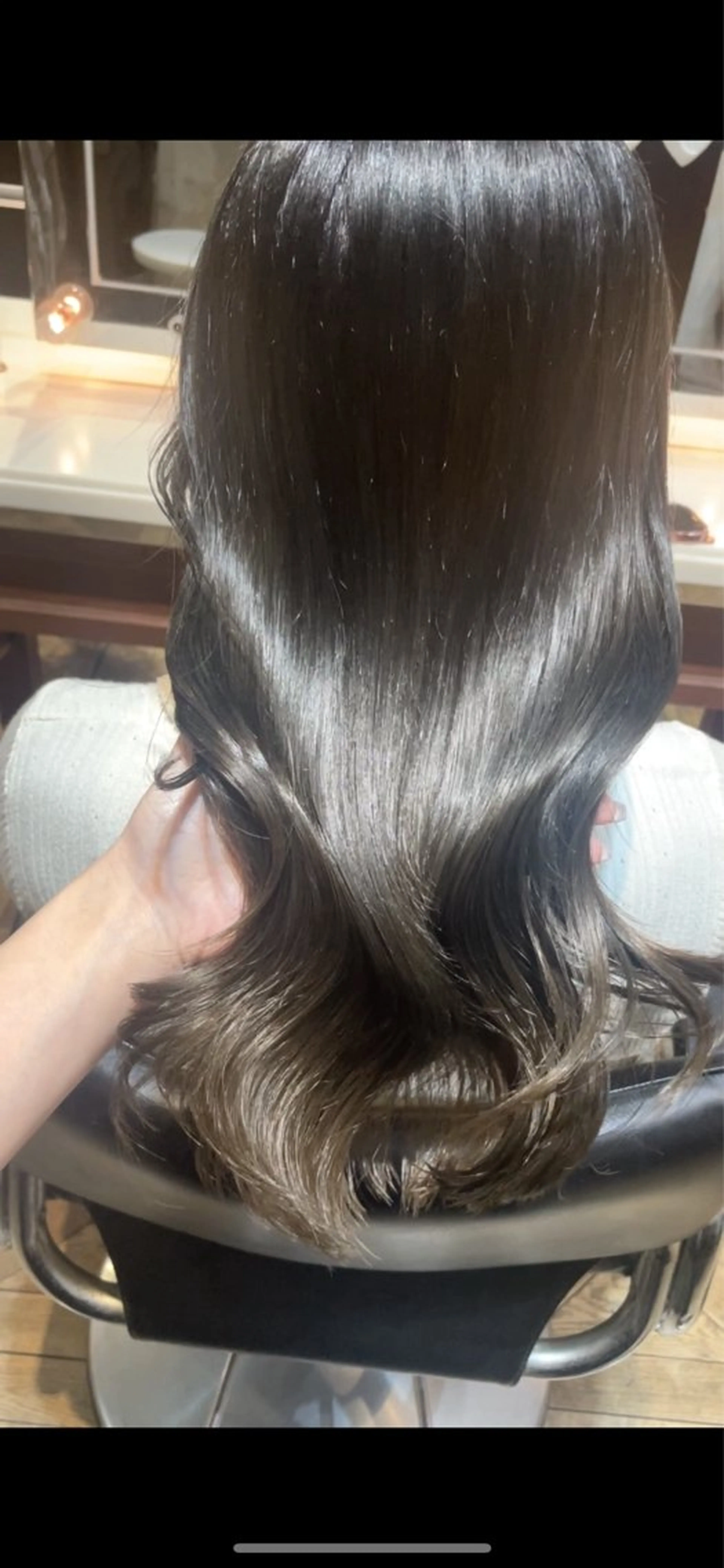 ロング カラー ベージュカラー ブラウンカラー グレージュ オリーブベージュ オリーブブラウン カット ヘアカラー トリートメント ご新規様限定 透明感カラーKANAのヘアスタイル