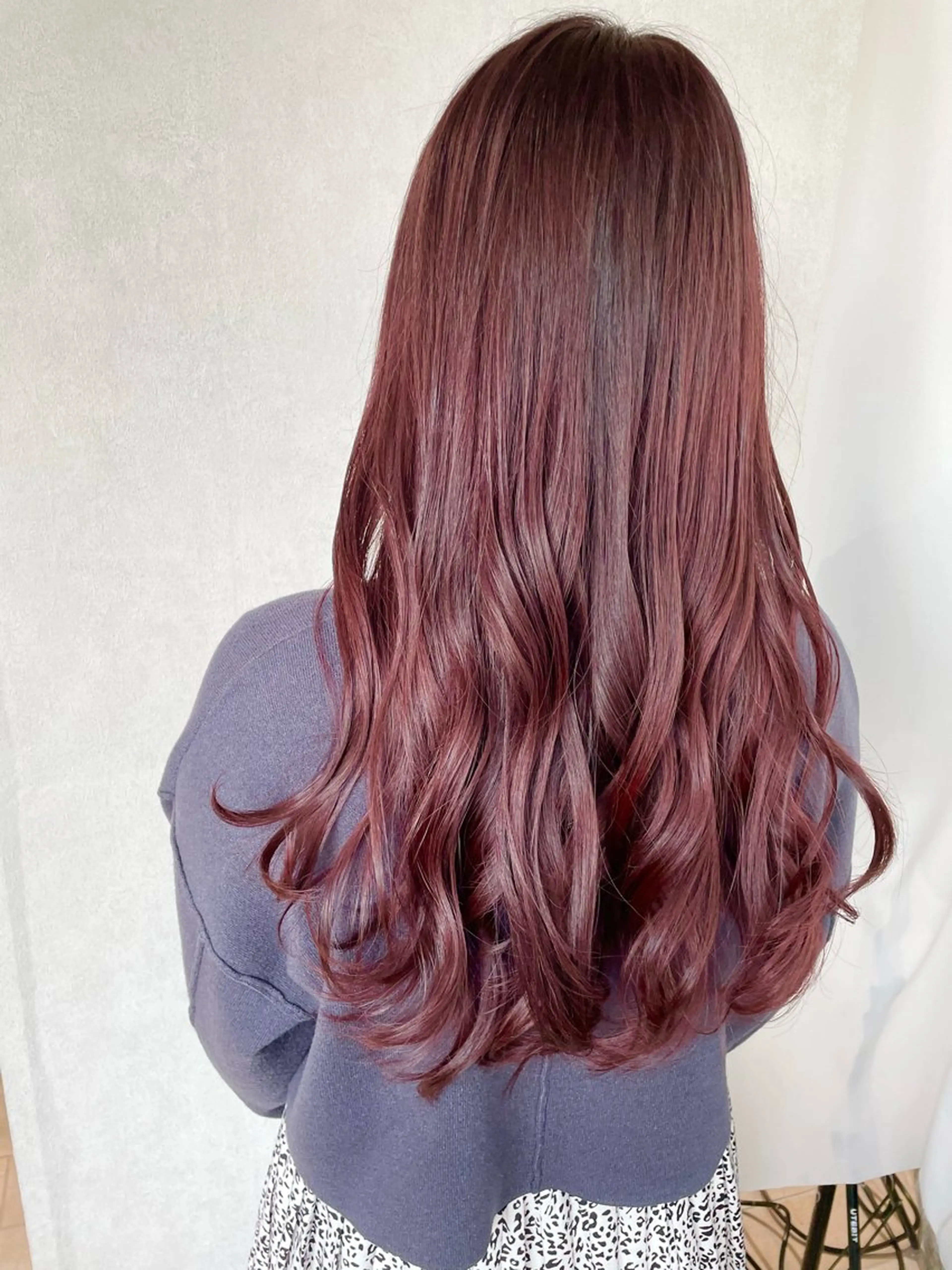 ロング カラー ブリーチ ダブルカラー ブリーチなしカラー レッドカラー 🪐脱白髪染め 🪐松尾菜々美のヘアスタイル