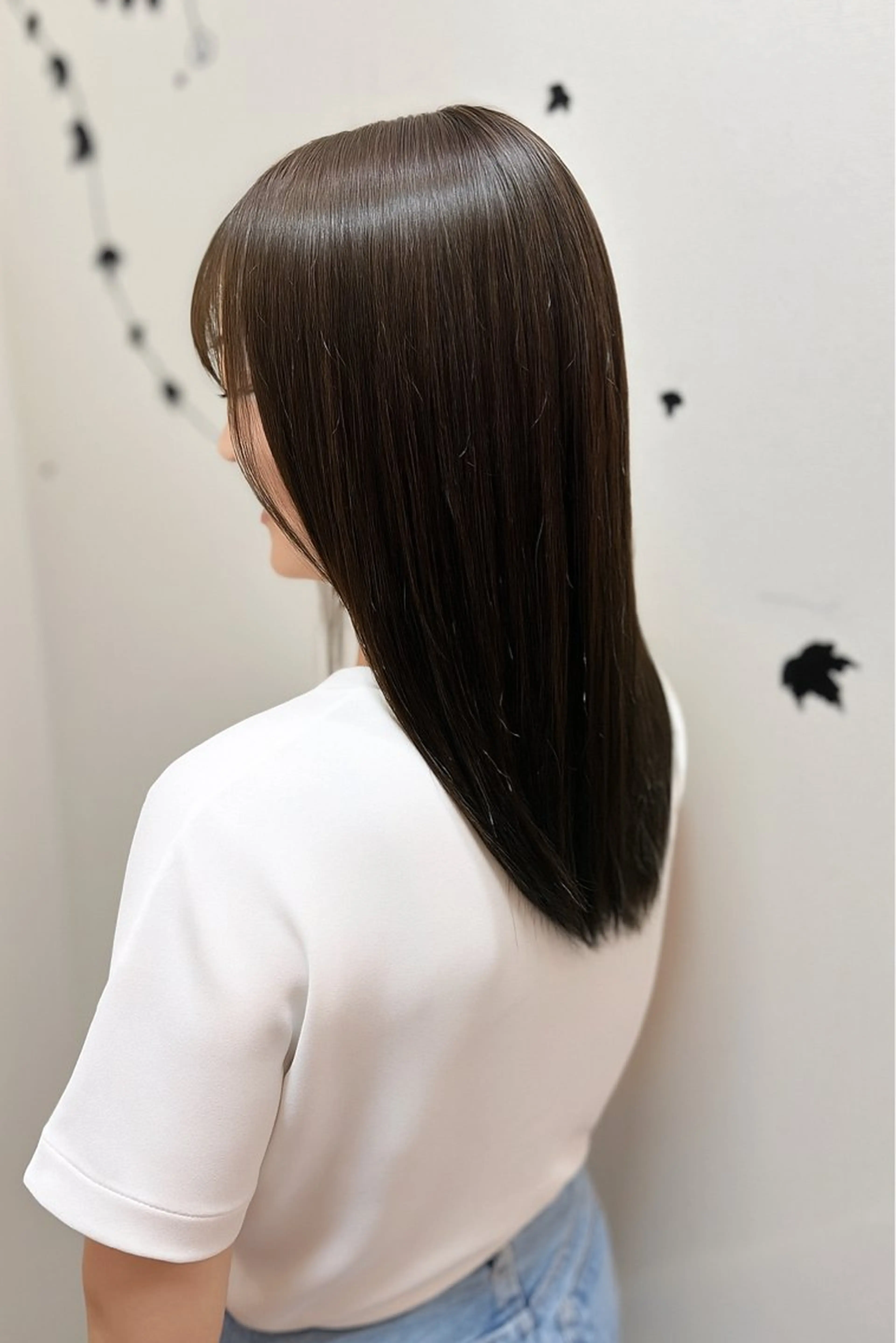 セミロング カット 縮毛矯正 Dista所属・溝口 右京のヘアスタイル