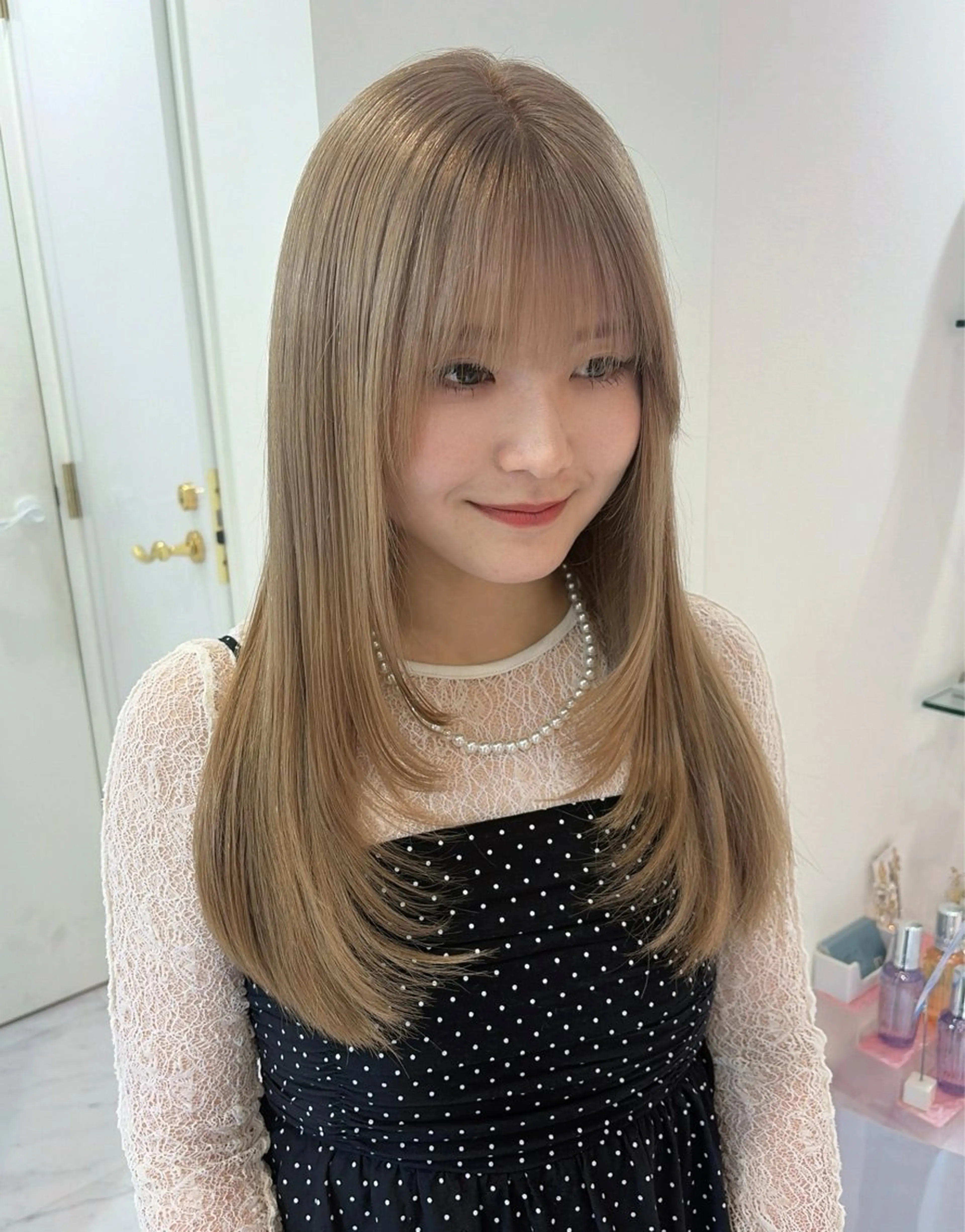 セミロング カラー ベージュカラー ホワイトベージュ カット ヘアカラー トリートメント 名駅/ハイトーン /Y2k/YUNAのヘアスタイル
