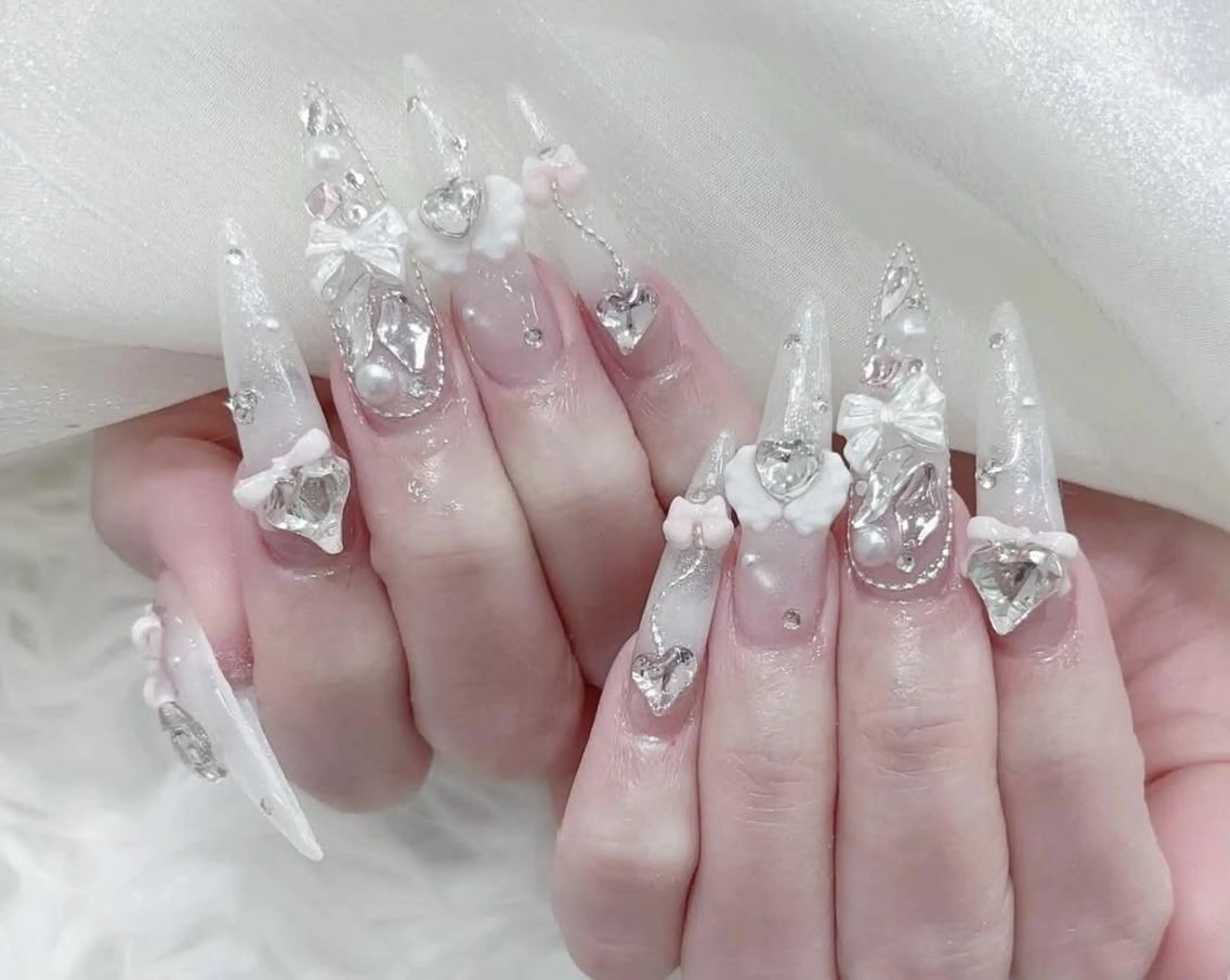ネイル 長さ出し フレンチネイル グラデーション 卒業式 マグネットネイル ハンドネイル MIHANA NAILのネイルデザイン