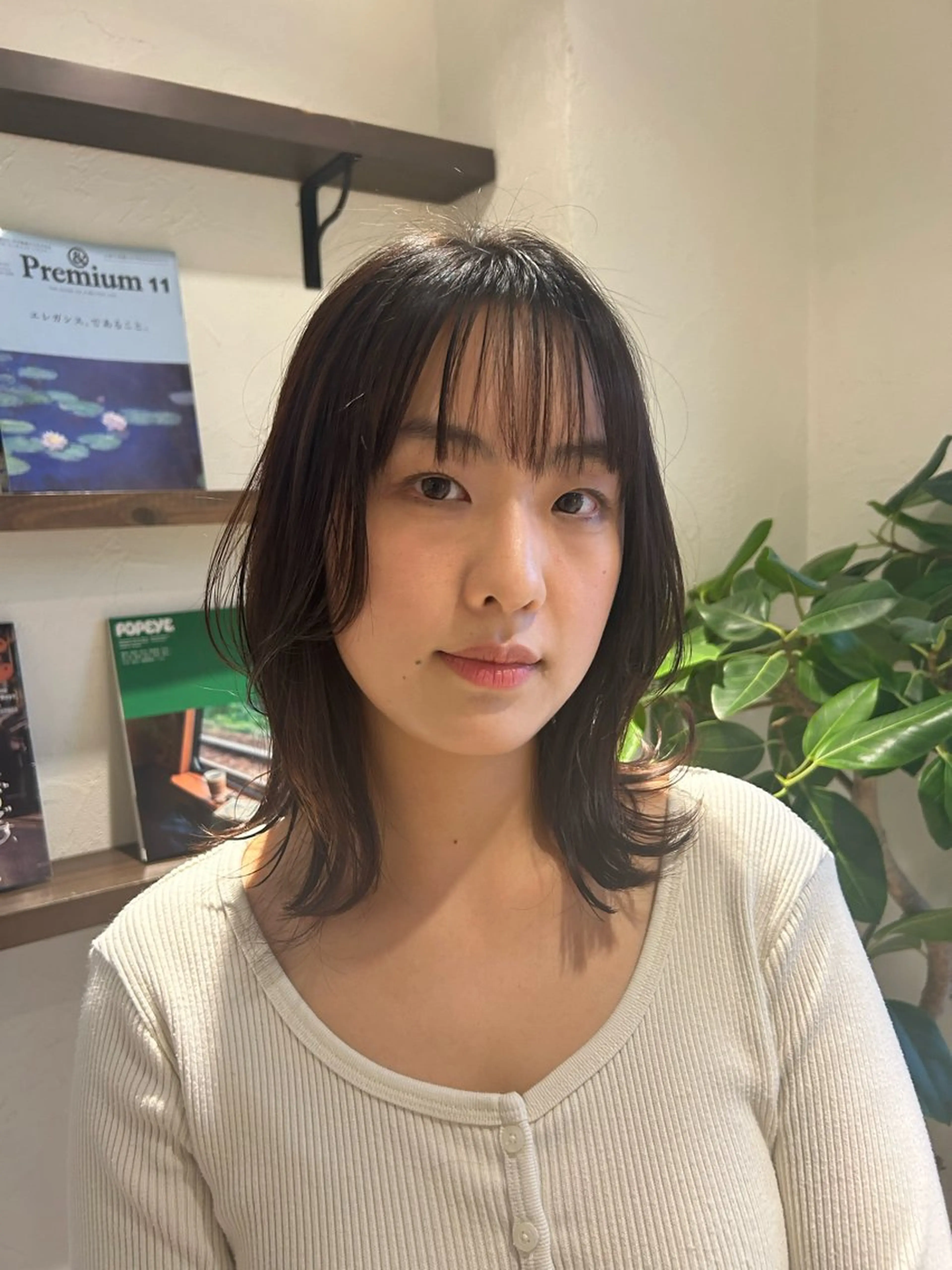 ミディアム カラー レイヤーカット カラーリスト IKUHOのヘアスタイル